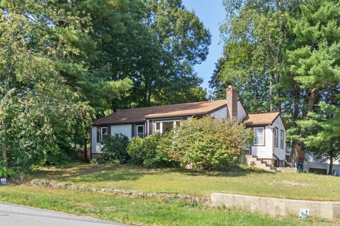 Single Family Residence at 2 Clark Circle, Randolph MA 02368, Randolph, photo 3 of 30