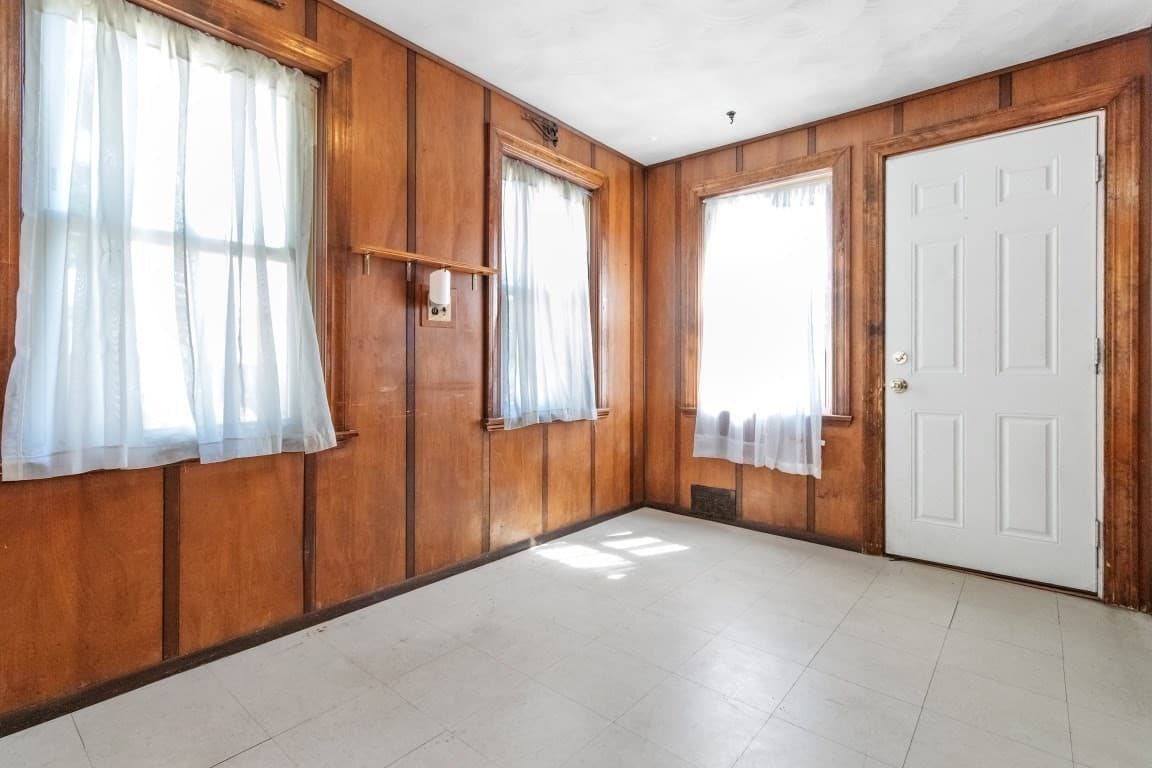 Single Family Residence at 2 Clark Circle, Randolph MA 02368, Randolph, photo 5 of 30