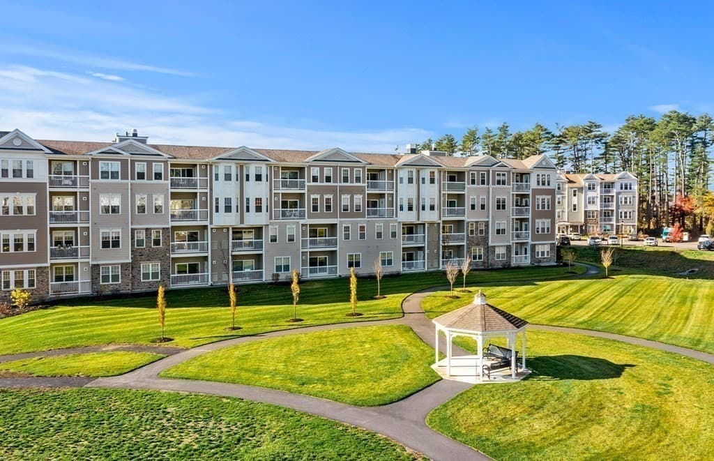 Condominium at 320 Martins Landing # 501, North Reading MA 01864, North Reading, photo 19 of 31