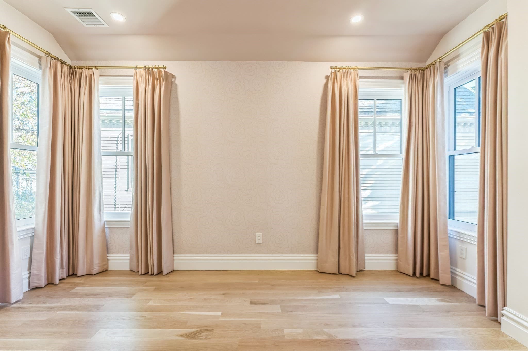 Single Family Residence at 220 Aspinwall Ave, Brookline MA 02446, Brookline, photo 23 of 38