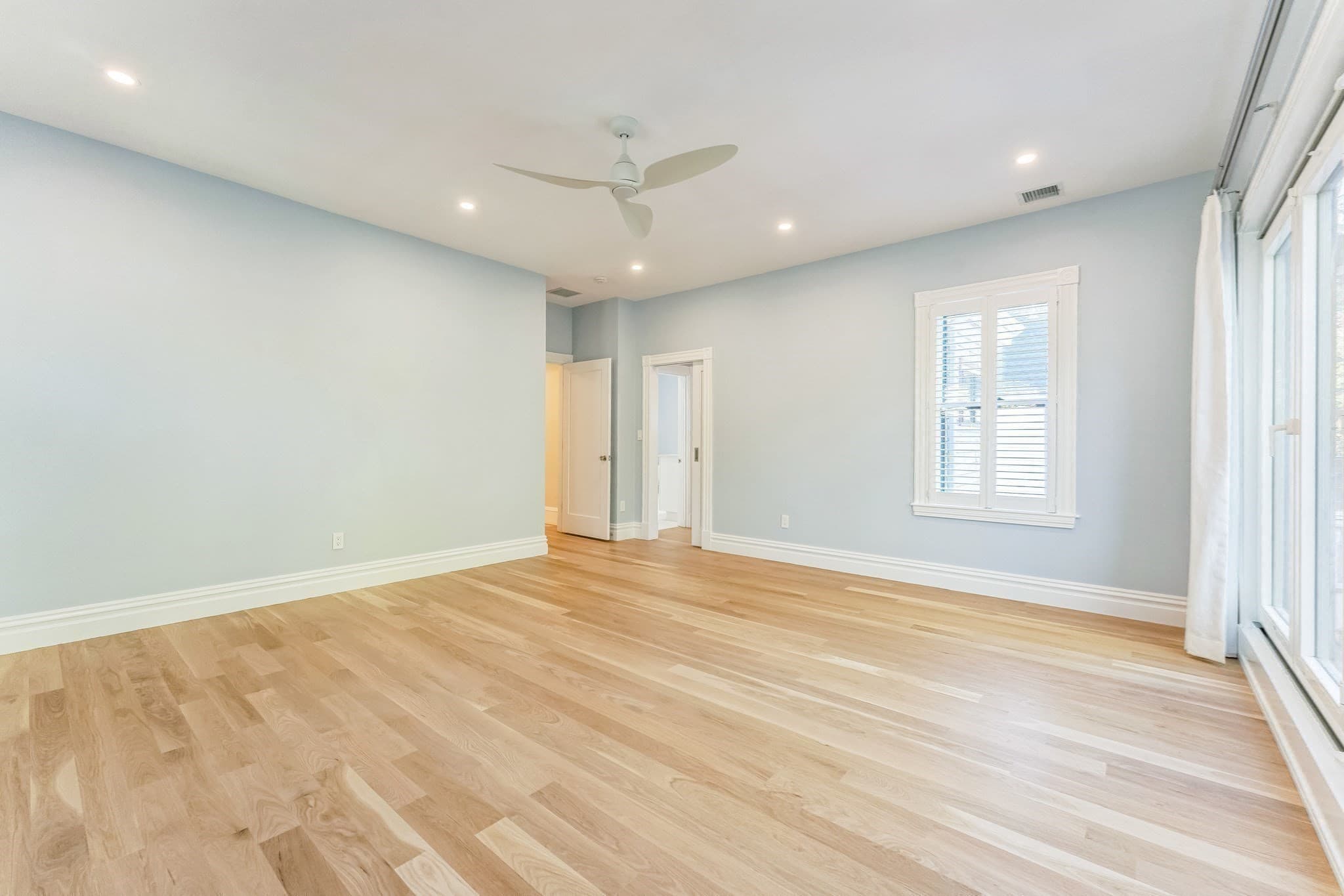 Single Family Residence at 220 Aspinwall Ave, Brookline MA 02446, Brookline, photo 18 of 38