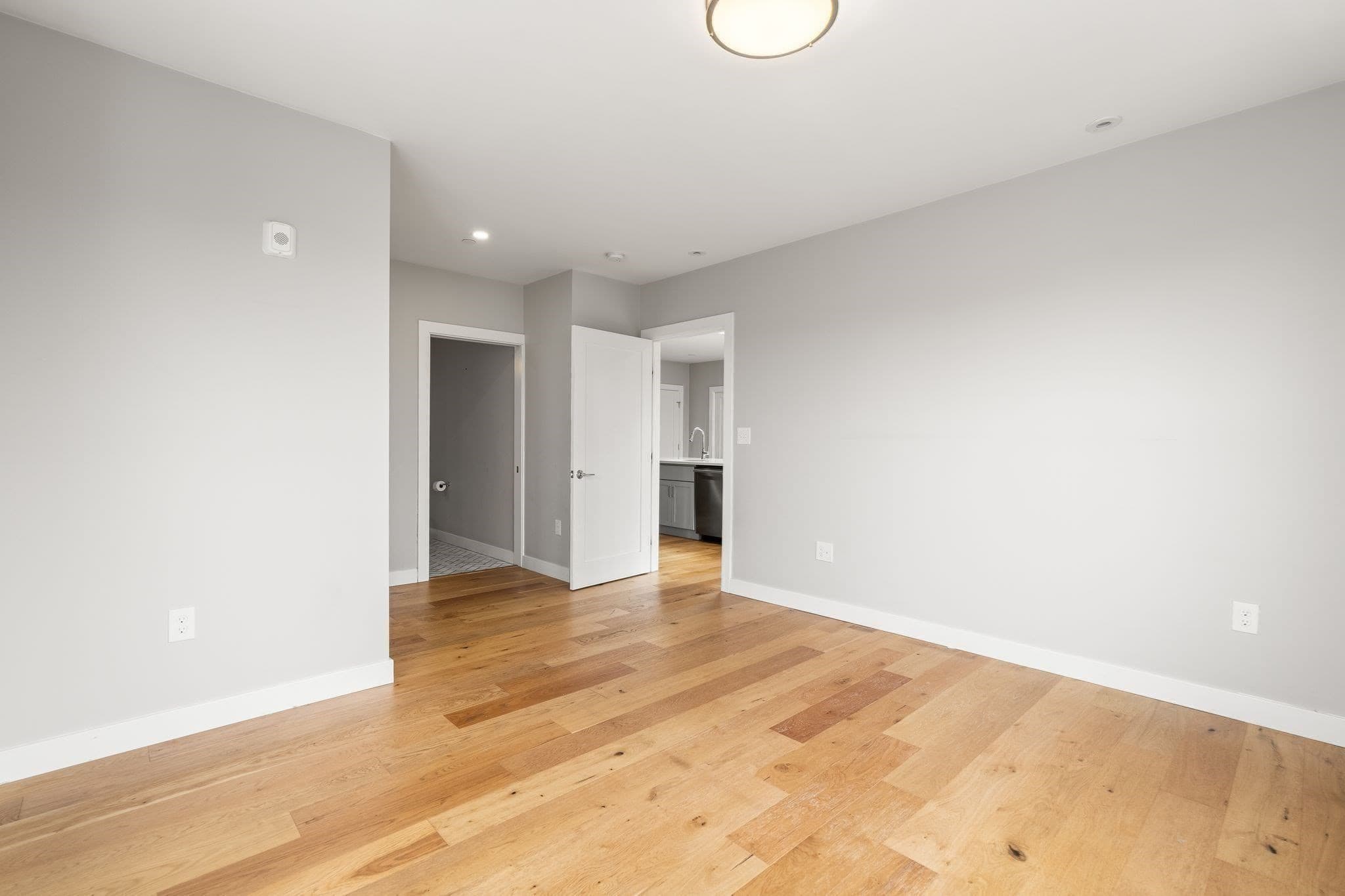 Condominium at 10-16 Everett St # 402, Boston MA 02128, Boston, photo 22 of 39