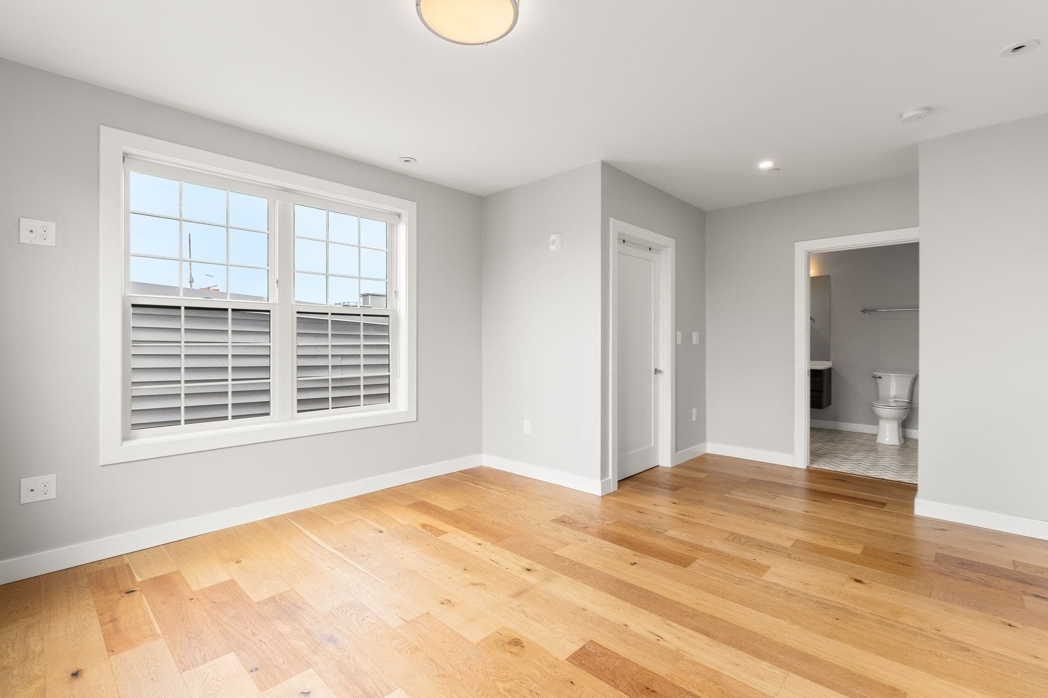 Condominium at 10-16 Everett St # 402, Boston MA 02128, Boston, photo 20 of 39