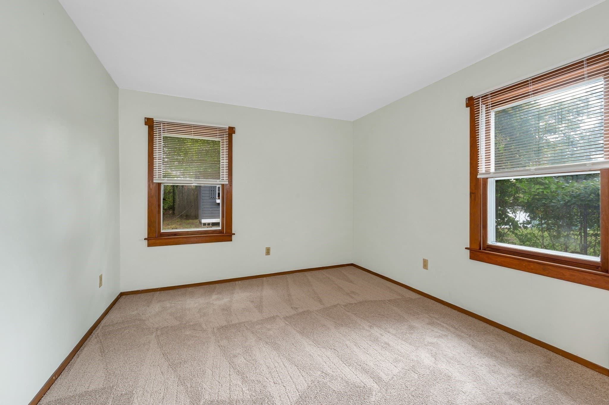 Single Family Residence at 122 Fetherston Ave, Lowell MA 01852, Lowell, photo 17 of 42
