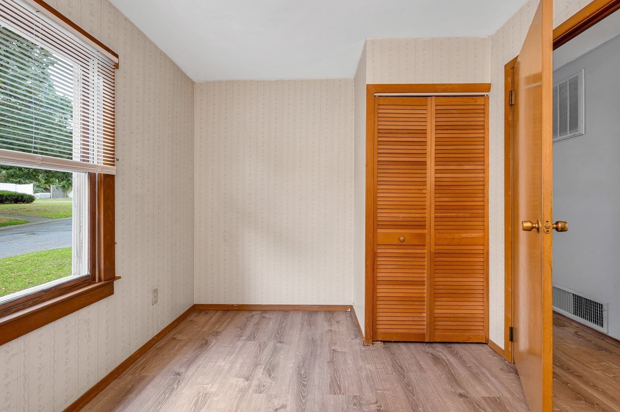 Single Family Residence at 122 Fetherston Ave, Lowell MA 01852, Lowell, photo 28 of 42