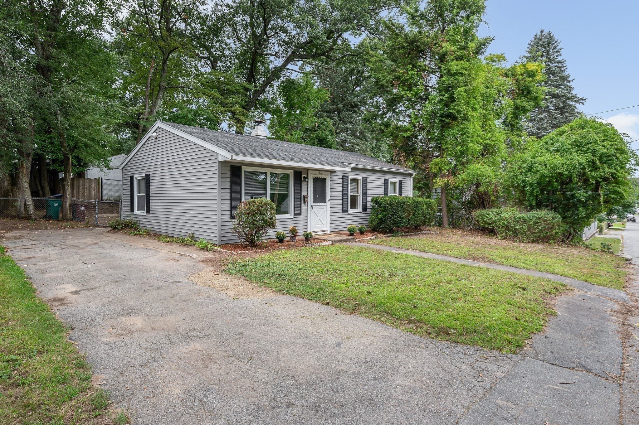 Single Family Residence at 122 Fetherston Ave, Lowell MA 01852, Lowell, photo 31 of 42