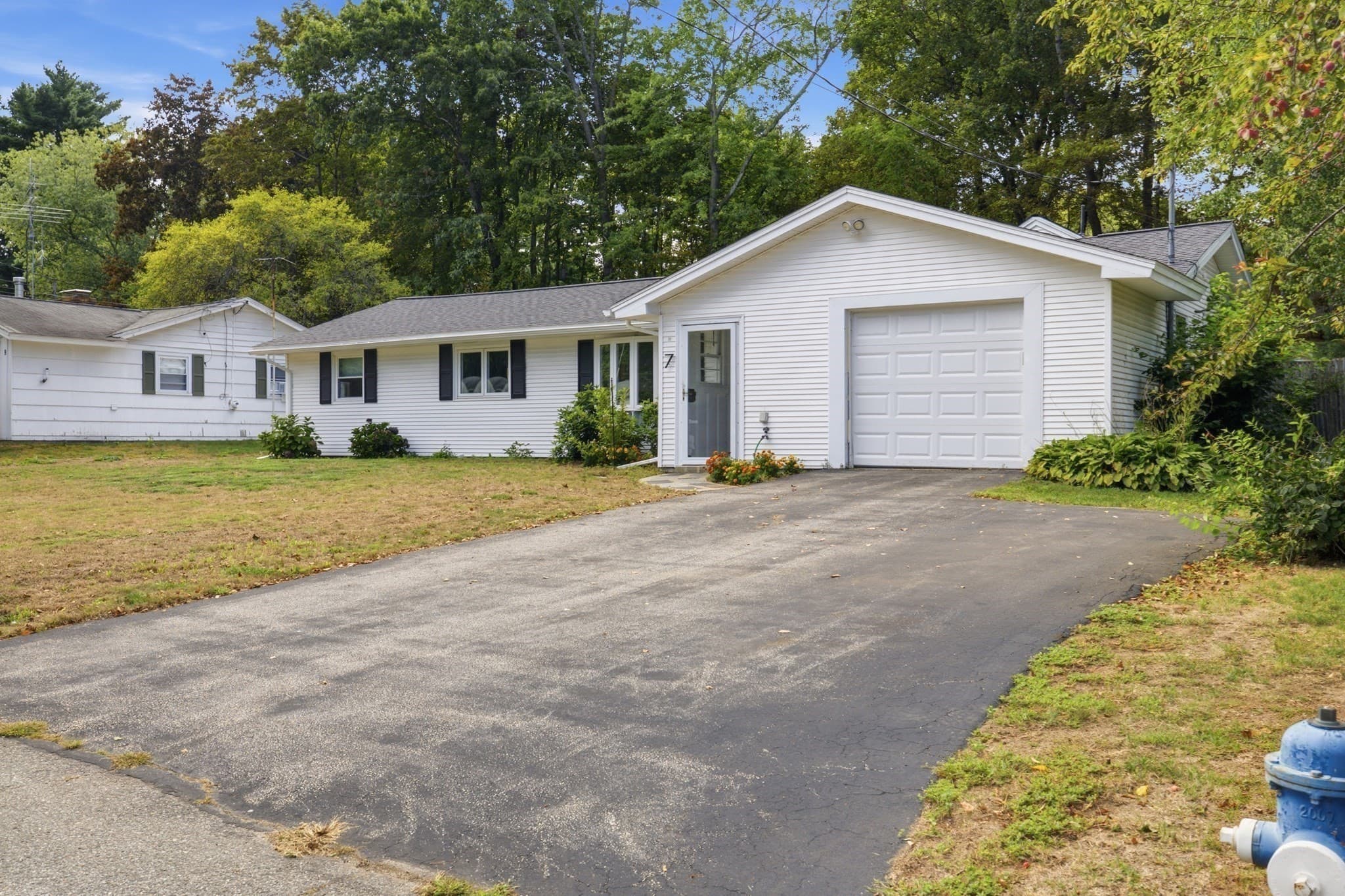 Single Family Residence at 7 Philip Road, Framingham MA 01701, Framingham, photo 2 of 41