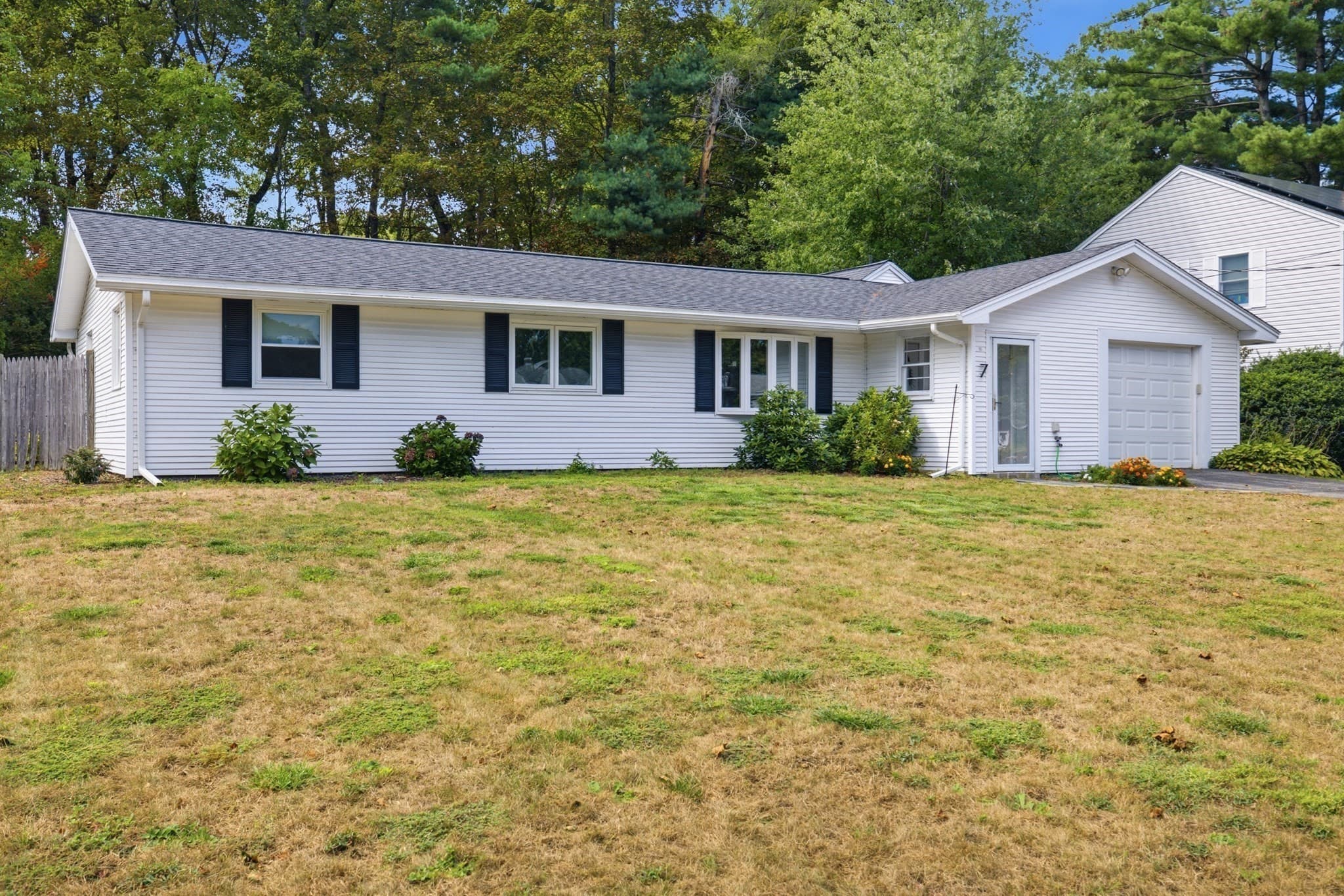 Single Family Residence at 7 Philip Road, Framingham MA 01701, Framingham, photo 3 of 41