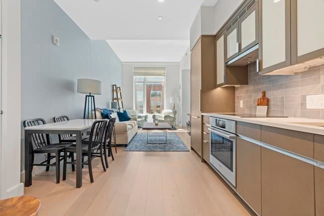 Condominium at 100 Lovejoy # Q, Boston MA 02114, photo 3 of 13