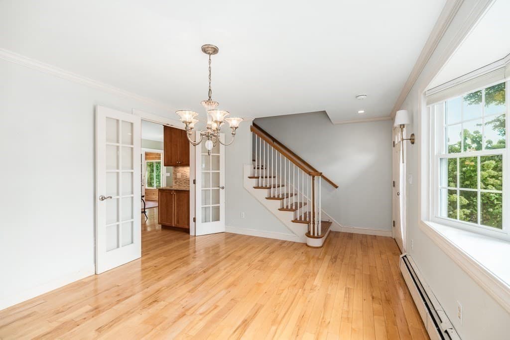 Single Family Residence at 10 Donegal Circle, Danvers MA 01923, Danvers, photo 10 of 29