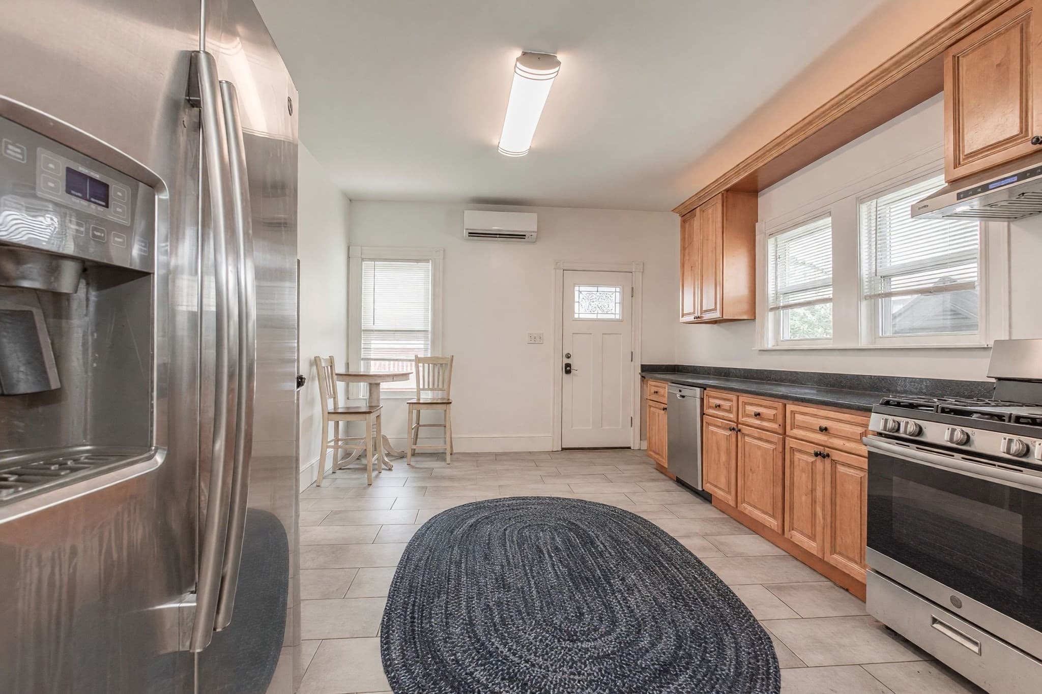 Single Family Residence at 38 Davis St, Quincy MA 02170, Quincy, photo 4 of 35