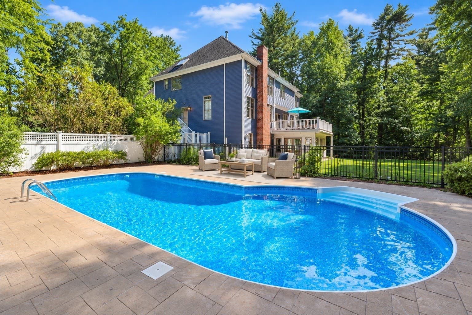 Single Family Residence at 66 Poquanticut Ave, Easton MA 02356, Easton, photo 2 of 42