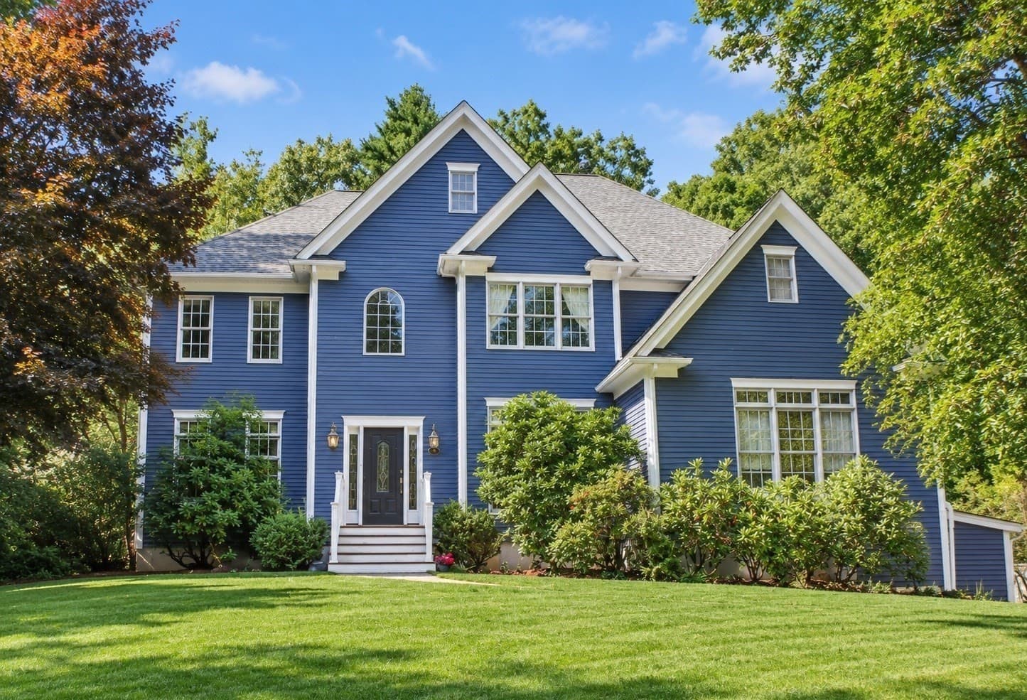 66 Poquanticut Ave, Easton MA 02356