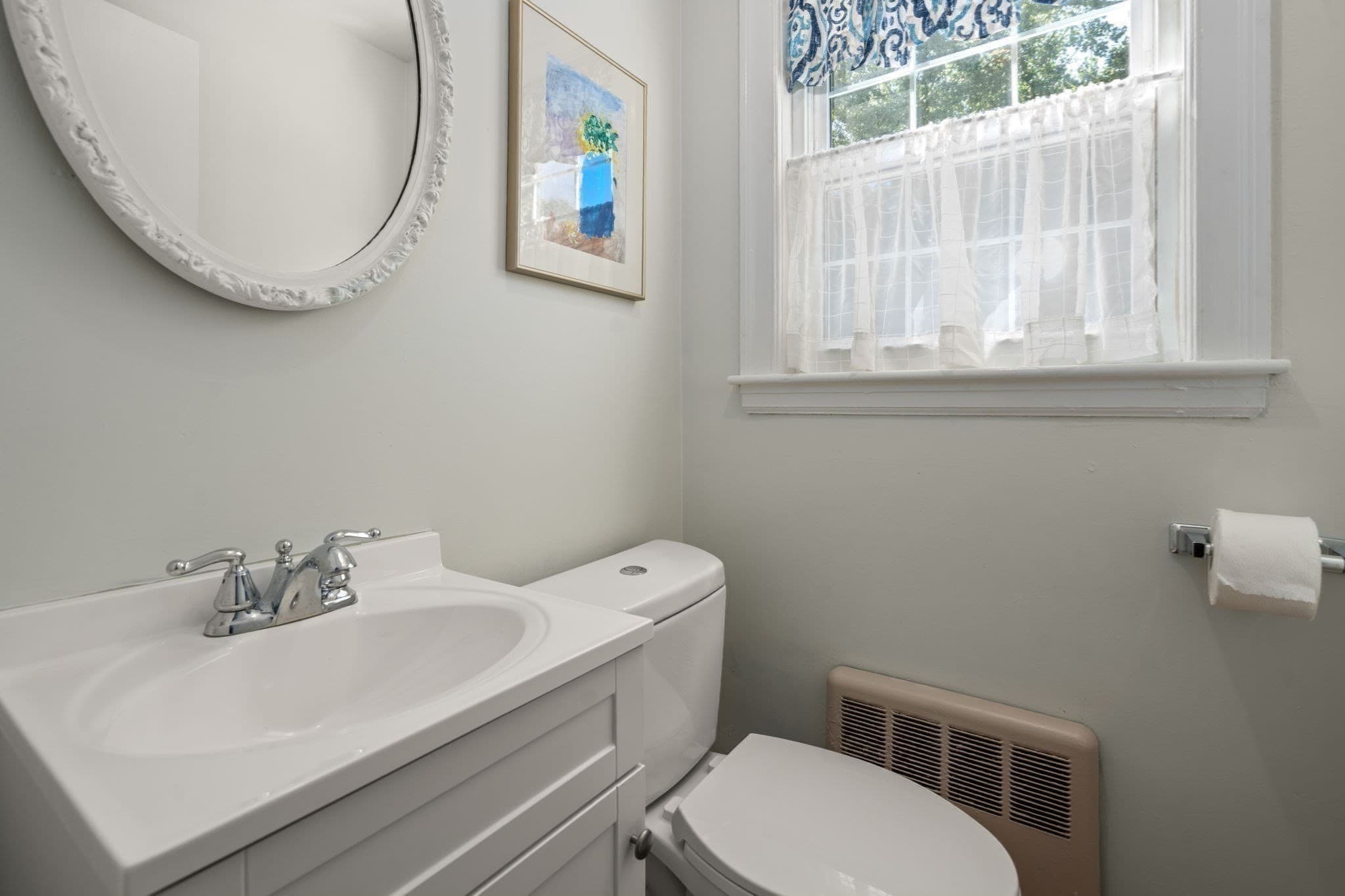 Single Family Residence at 46 Norwich Circle, Medford MA 02155, Medford, photo 10 of 37