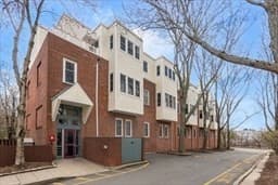 218 Thorndike St # 208B, Cambridge MA 02141