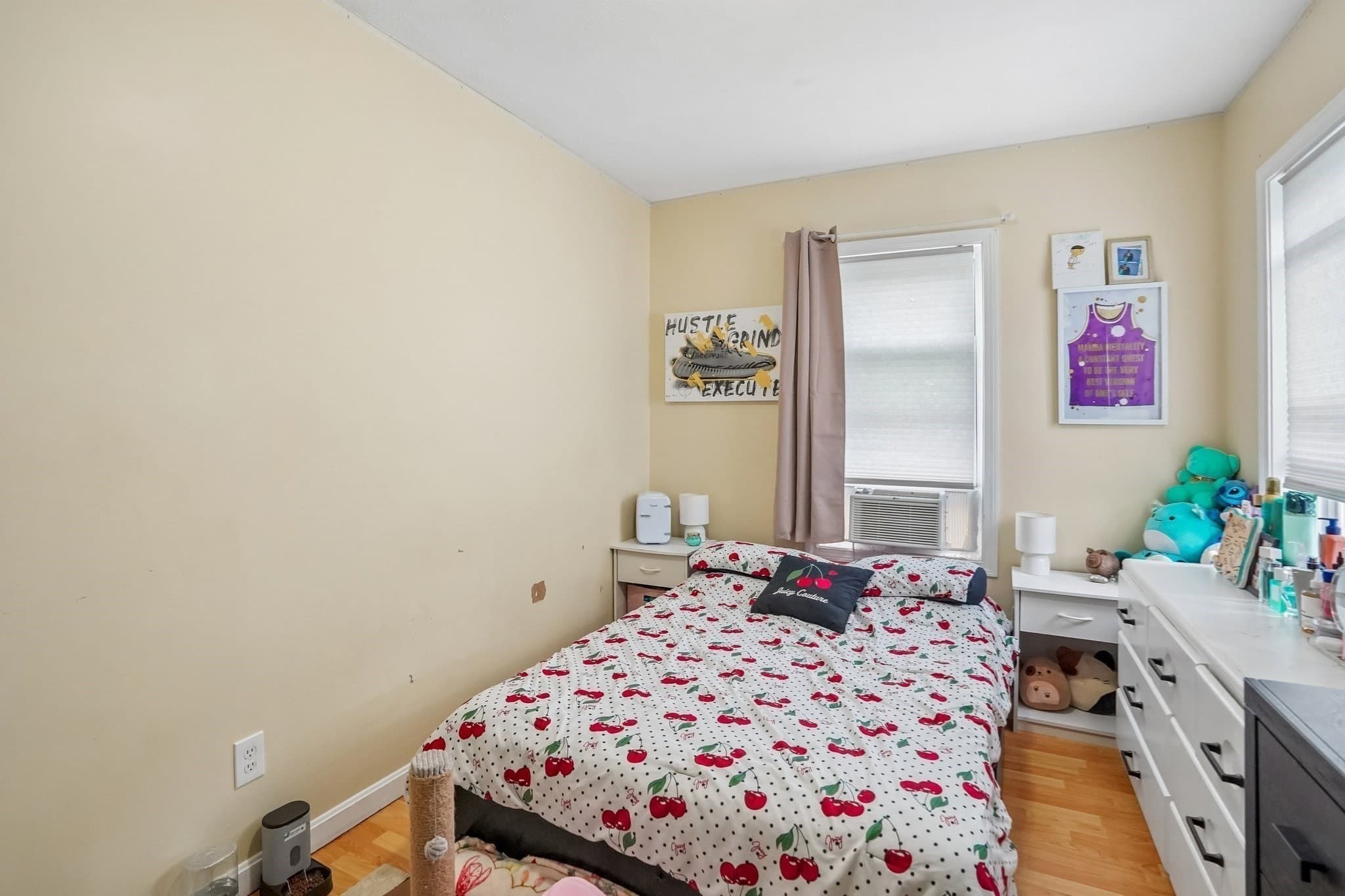 Multi Family at 112 Fremont St, Lowell MA 01850, Lowell, photo 30 of 40