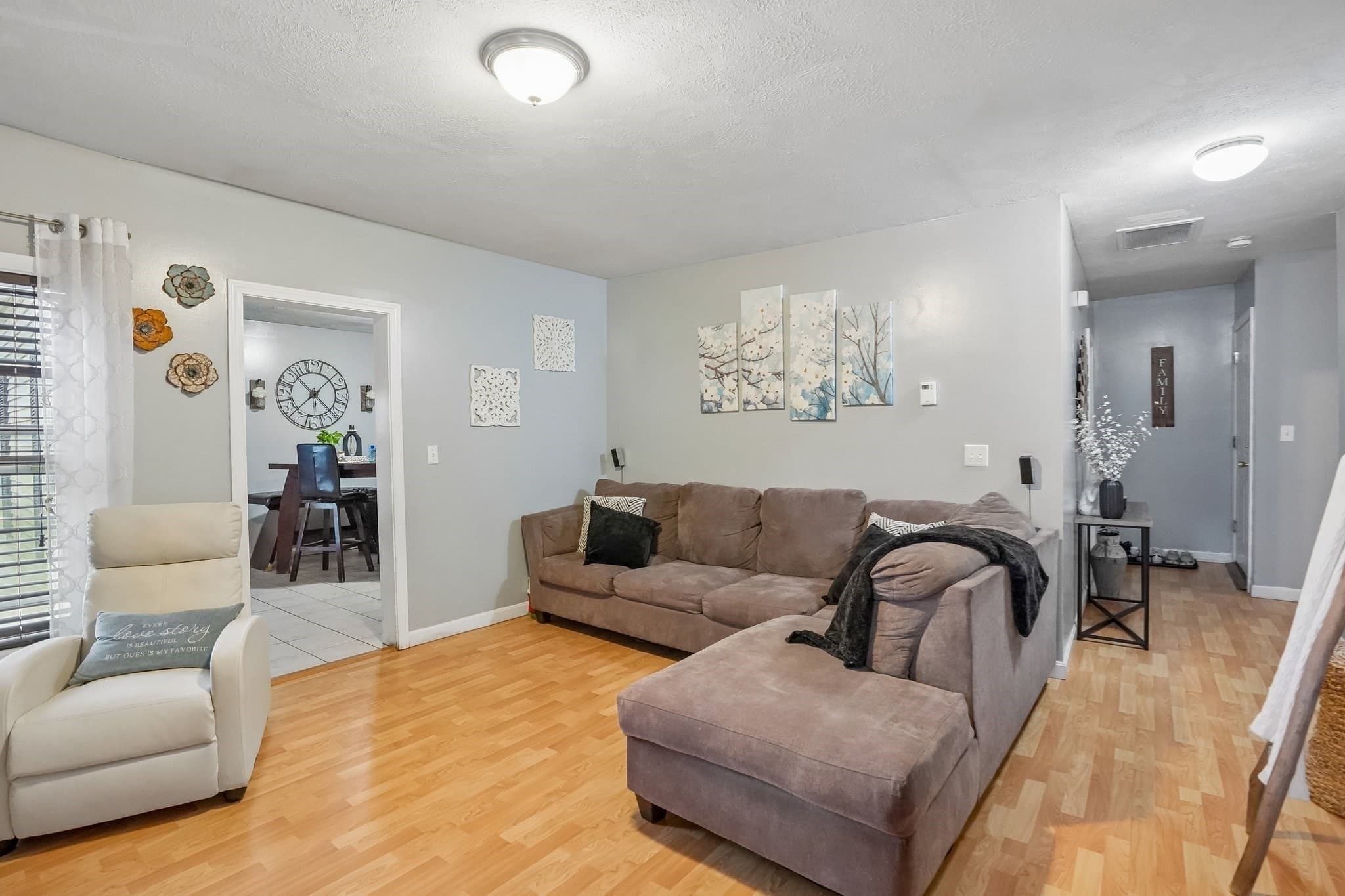 Multi Family at 112 Fremont St, Lowell MA 01850, Lowell, photo 4 of 40