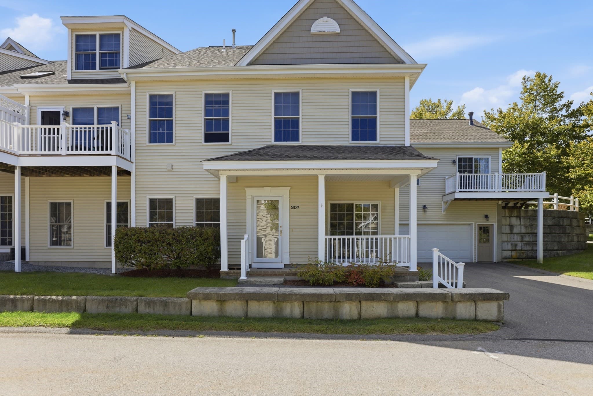 Condominium at 307 Autumn Ridge Dr # 307, Ayer MA 01432, Ayer, photo 2 of 26