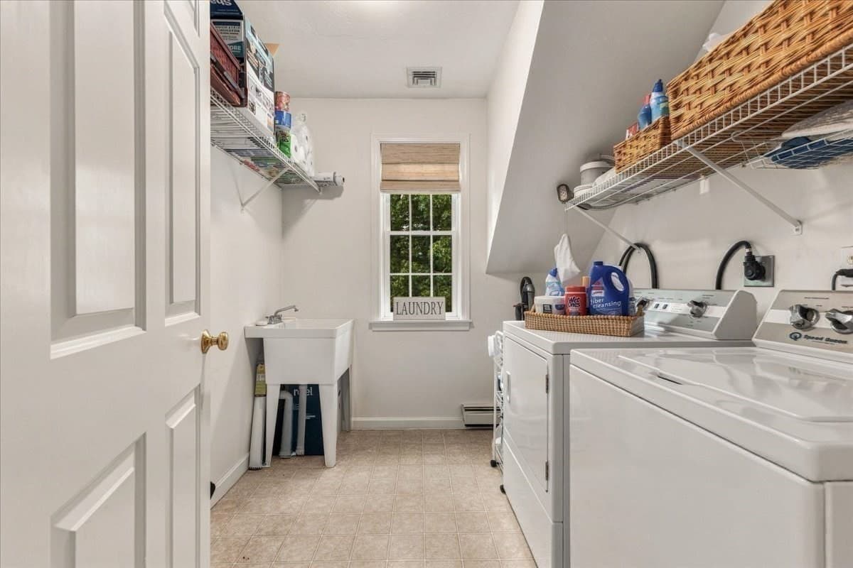Single Family Residence at 93 Watch Hill Drive, Scituate MA 02066, Scituate, photo 28 of 40