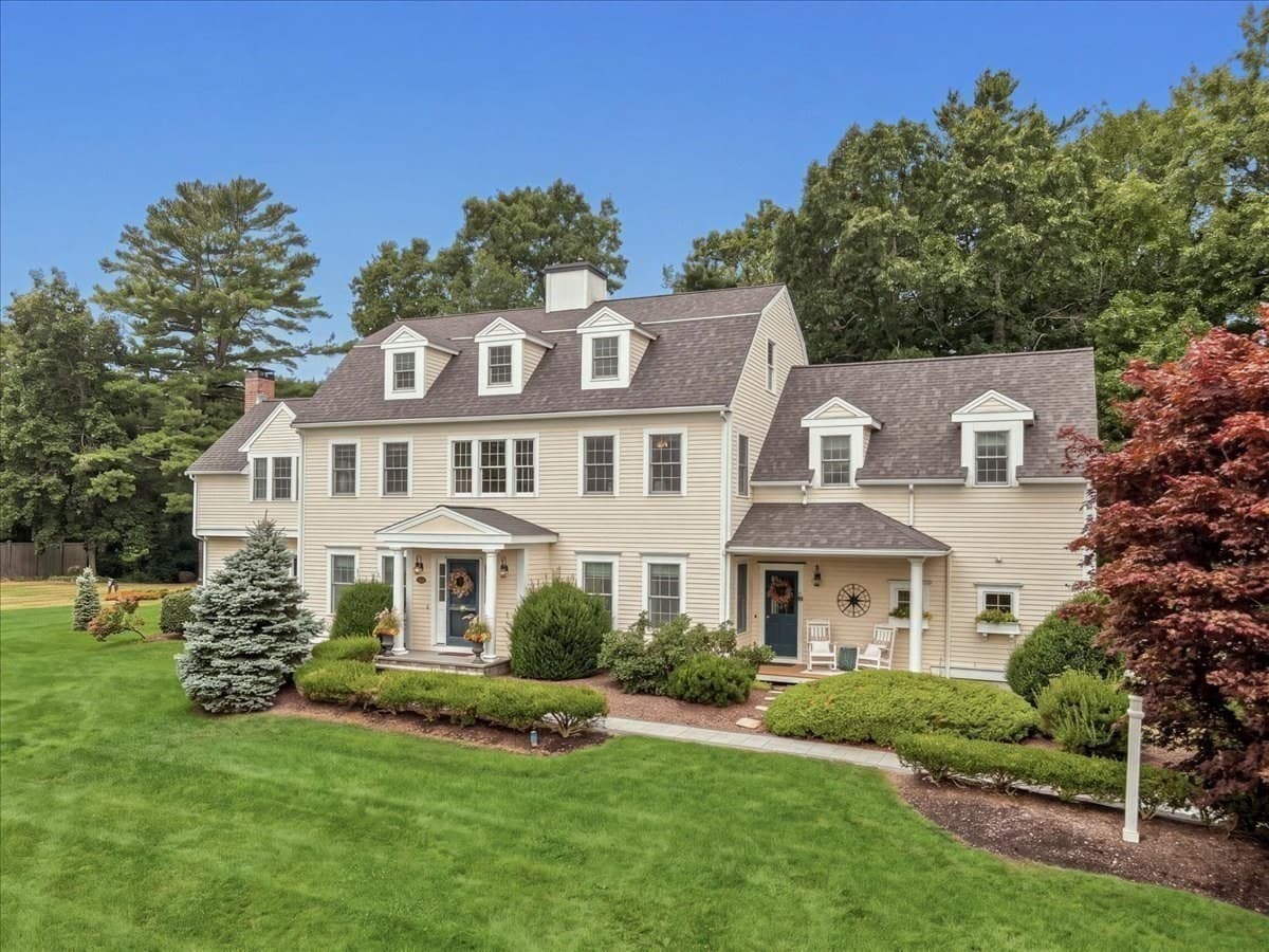 Single Family Residence at 93 Watch Hill Drive, Scituate MA 02066, Scituate, photo 37 of 40