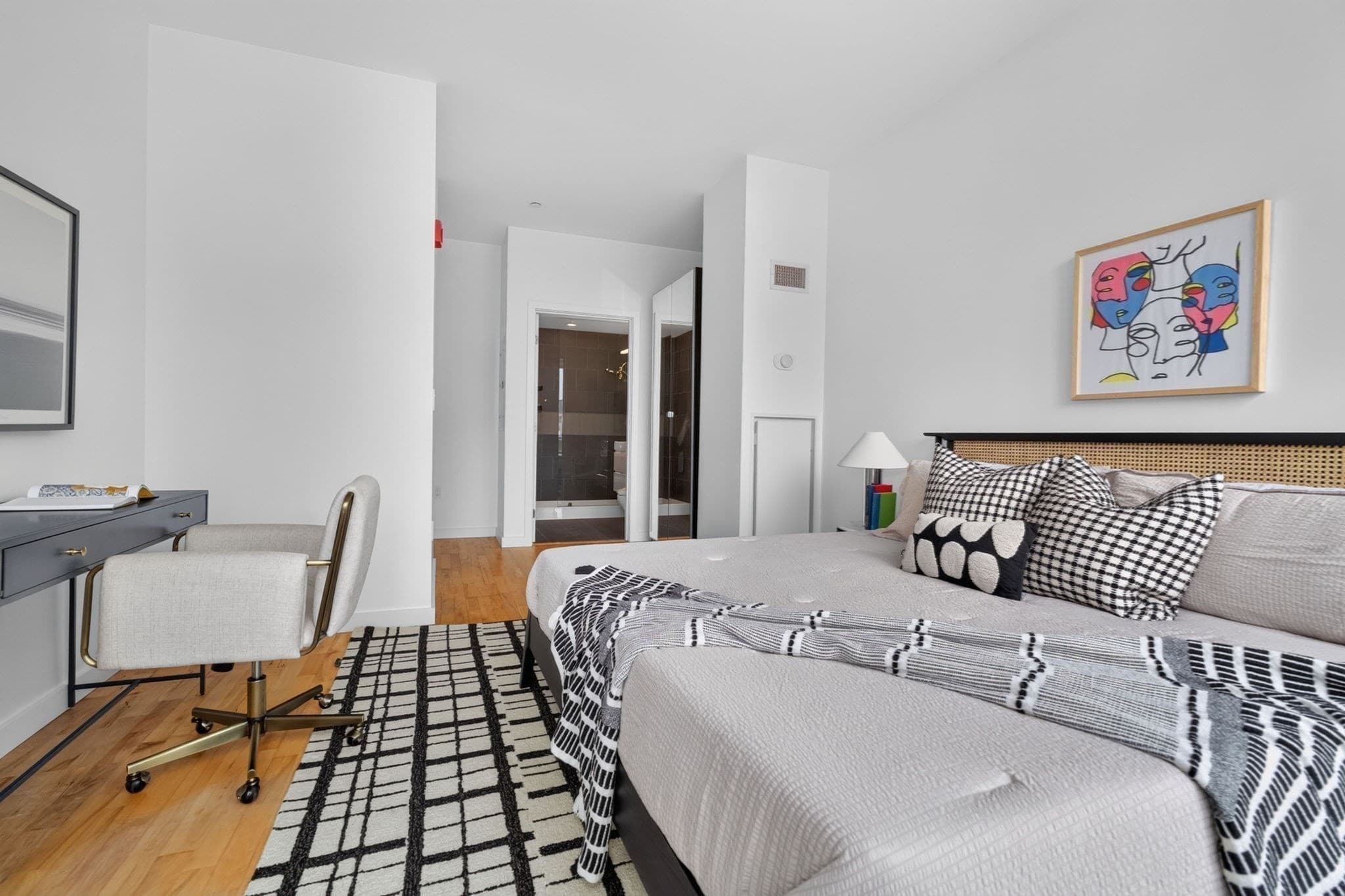 Condominium at 346 Congress # 604, Boston MA 02210, photo 16 of 33
