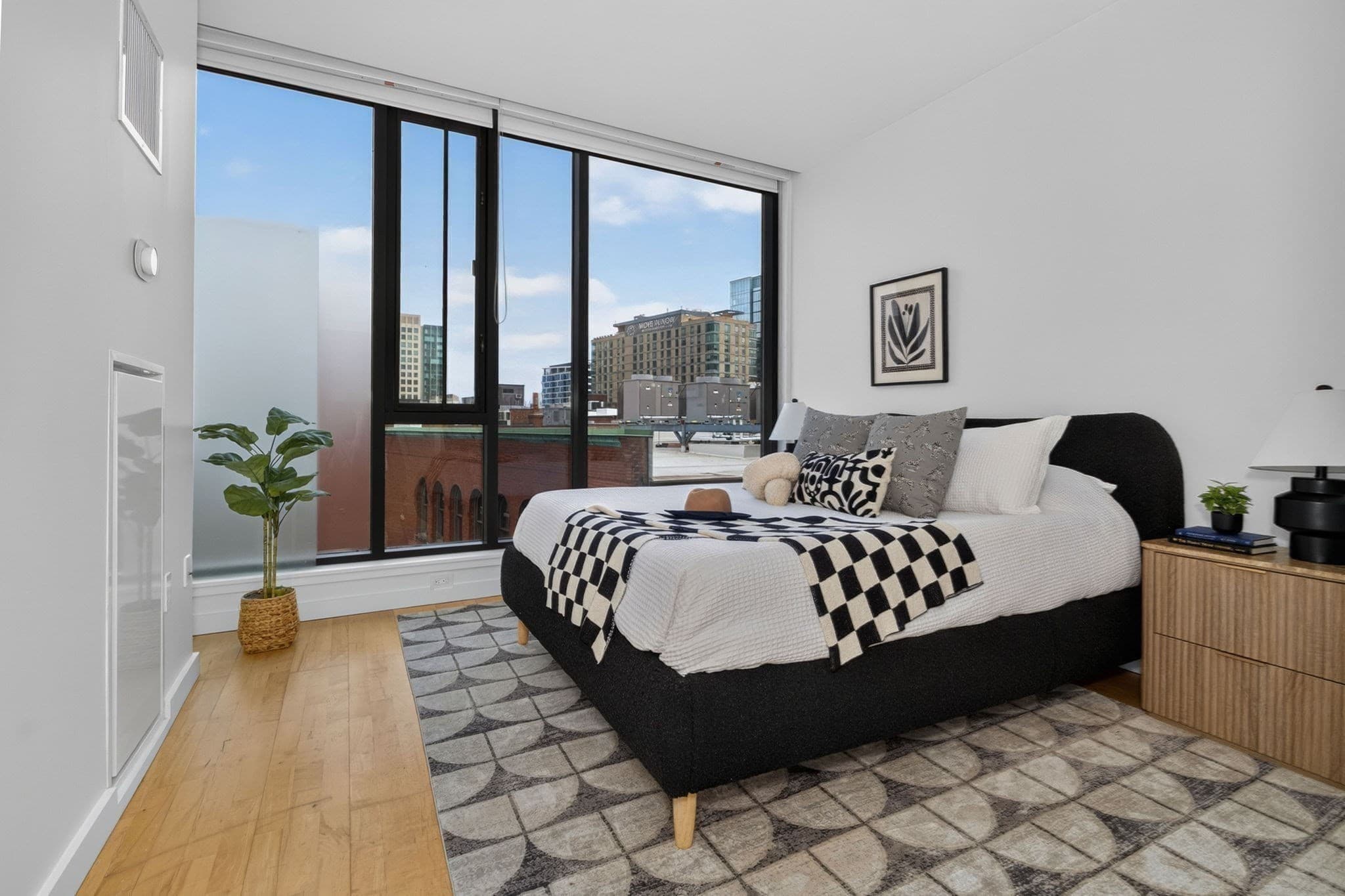 Condominium at 346 Congress # 604, Boston MA 02210, photo 18 of 33