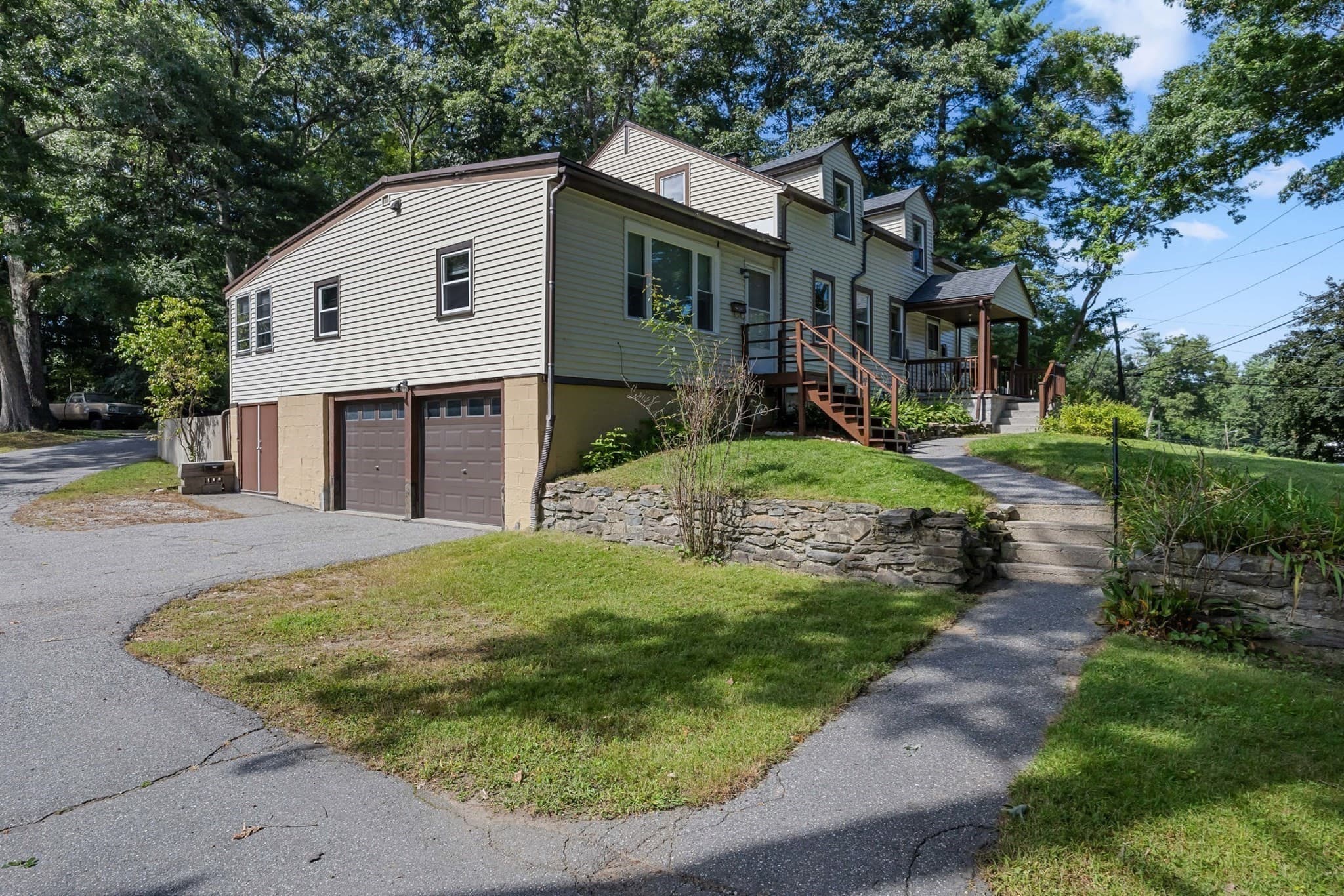 2 Family - 2 Units Side by Side at 18 Old Dudley Rd, Oxford MA 01540, Oxford, photo 3 of 42