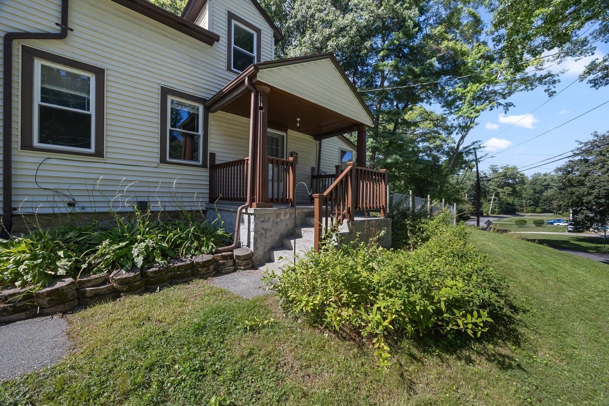 2 Family - 2 Units Side by Side at 18 Old Dudley Rd, Oxford MA 01540, Oxford, photo 4 of 42