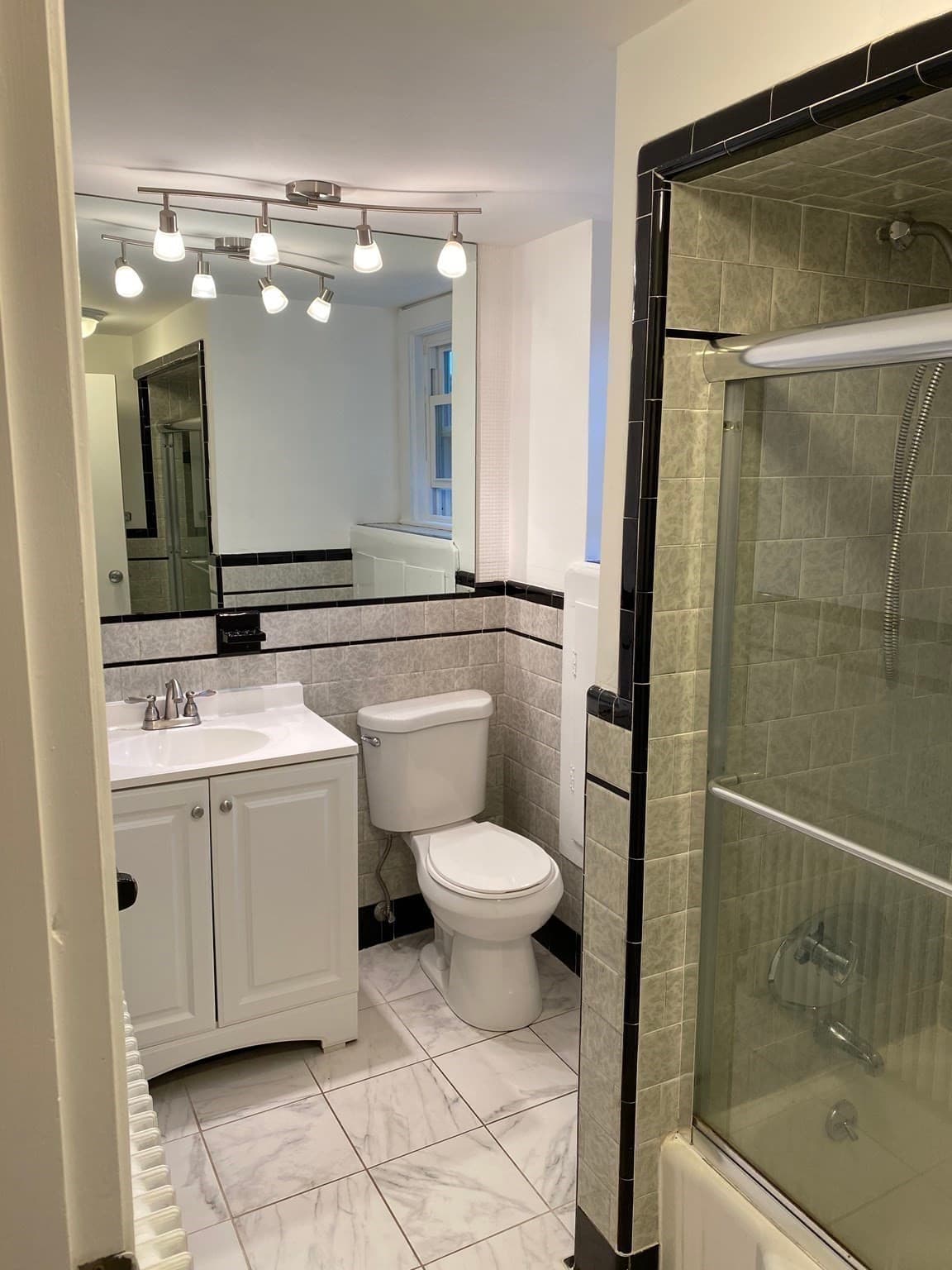 Apartment at 143 Washington # 2, Woburn MA 01801, photo 6 of 12