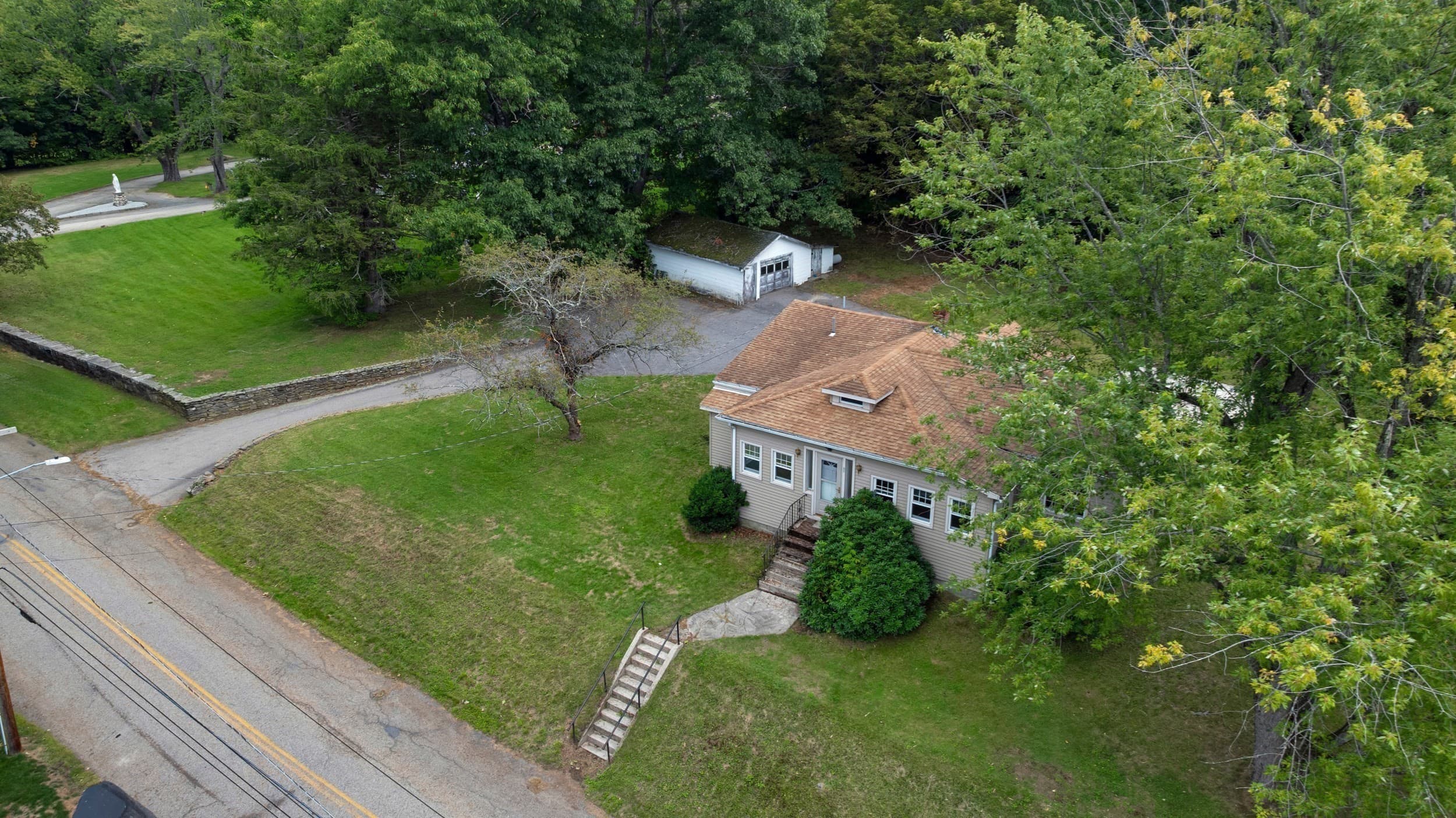 Single Family Residence at 82 Waite Street, Leicester MA 01524, Leicester, photo 5 of 30