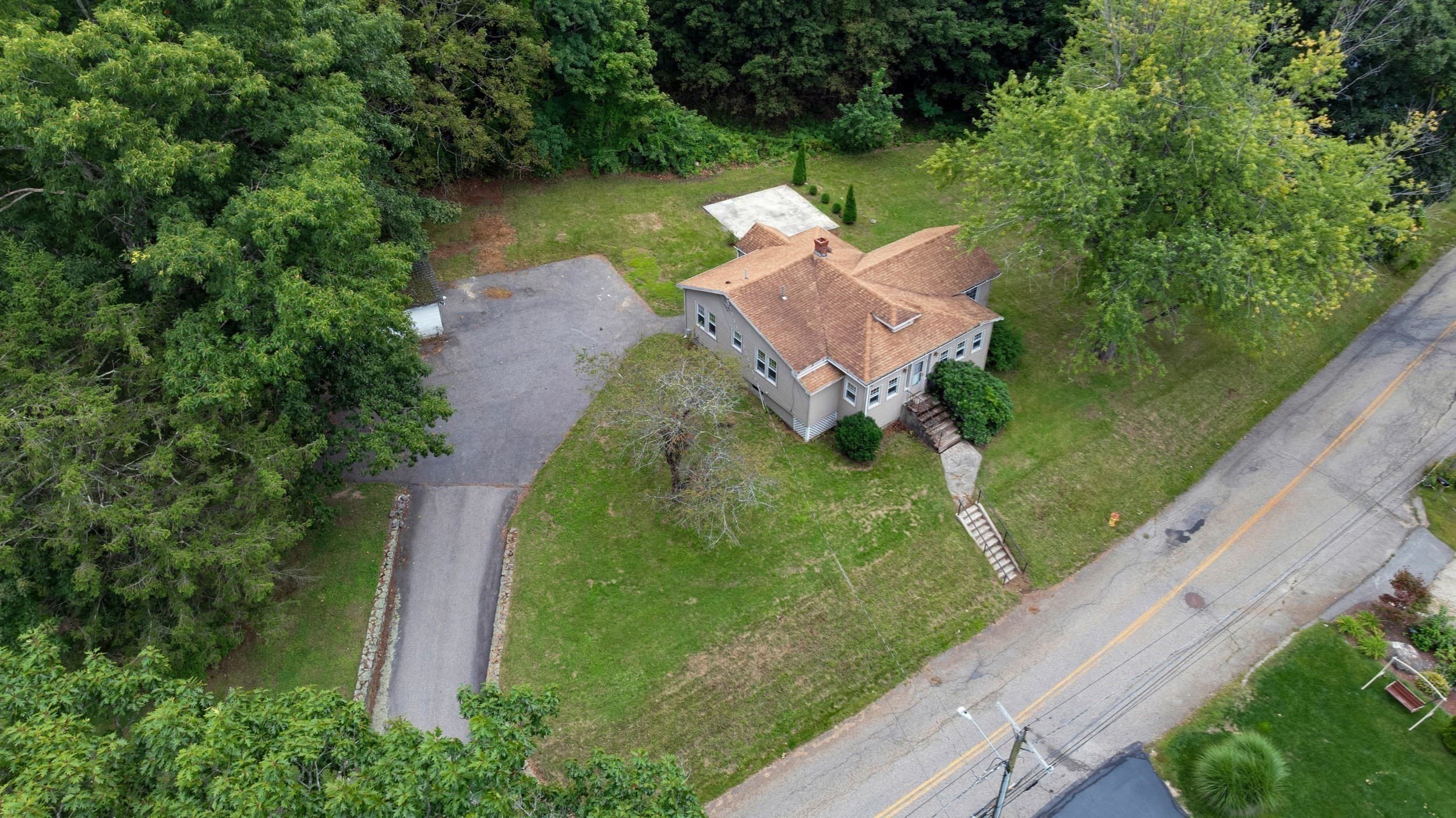 Single Family Residence at 82 Waite Street, Leicester MA 01524, Leicester, photo 4 of 30