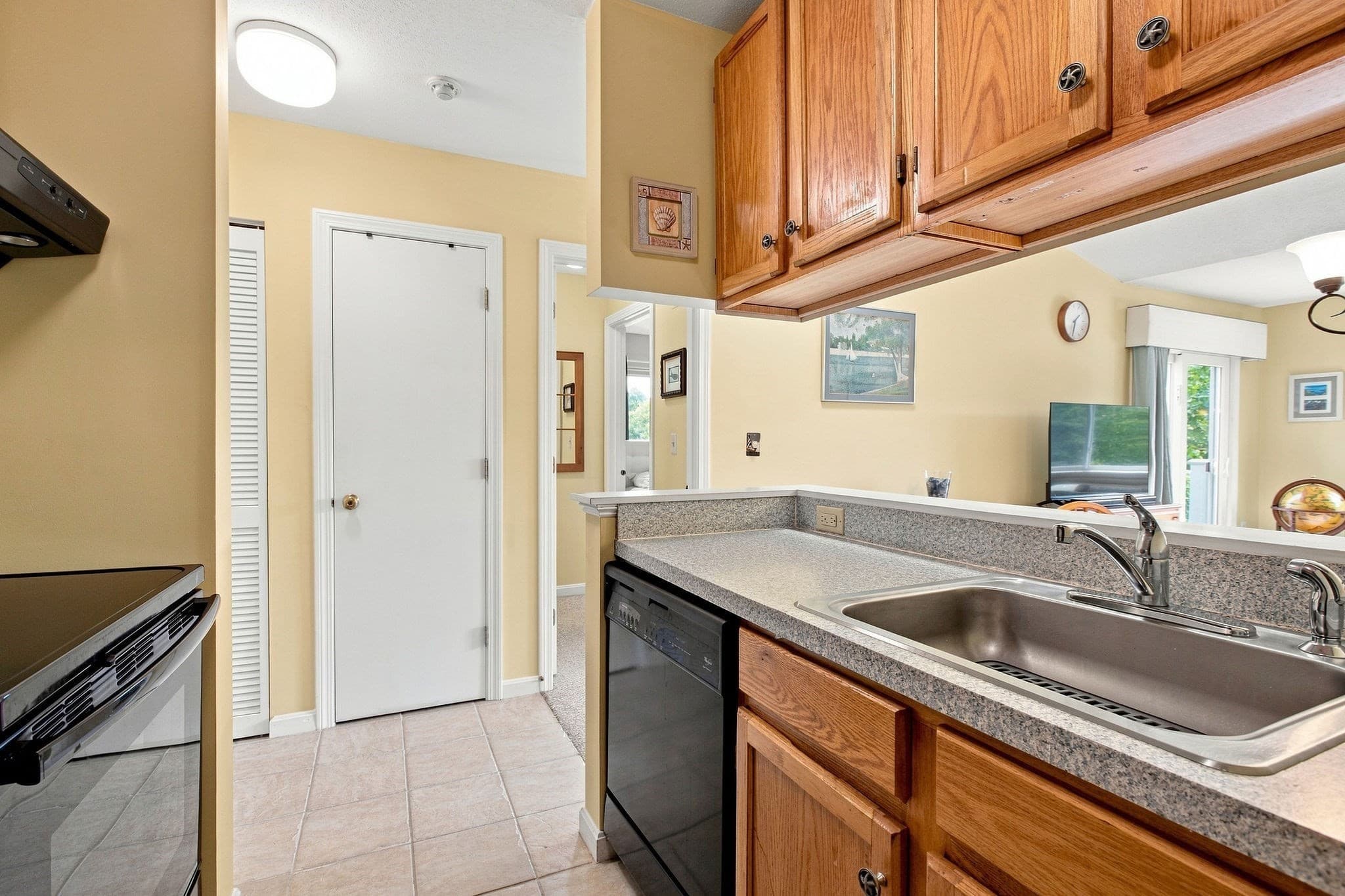 Condominium at 62 Fletcher Ln # A, Brewster MA 02631, Brewster, photo 8 of 29