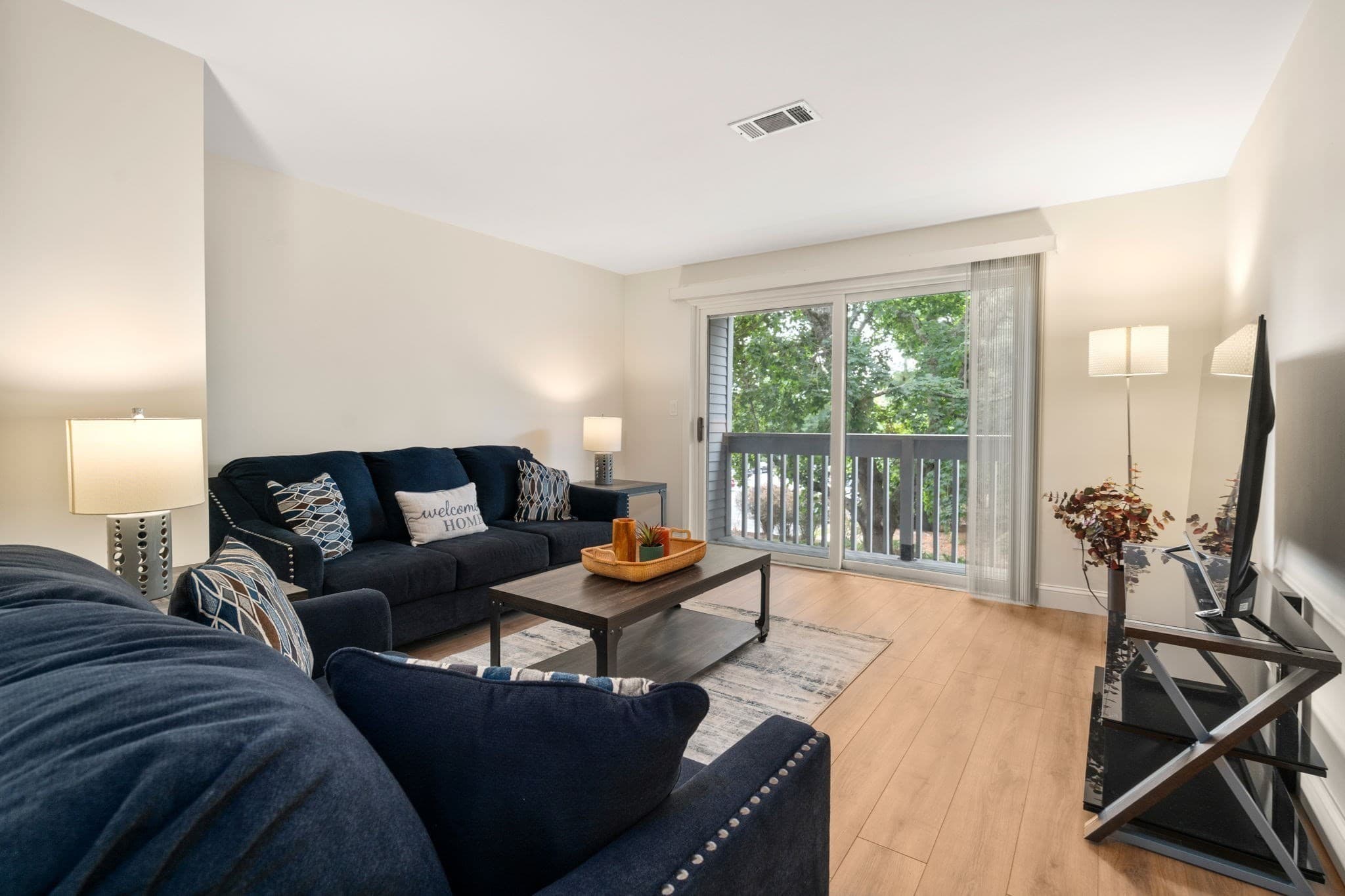 Condominium at 1408 Franklin Crossing Rd # 1408, Franklin MA 02038, Franklin, photo 3 of 22
