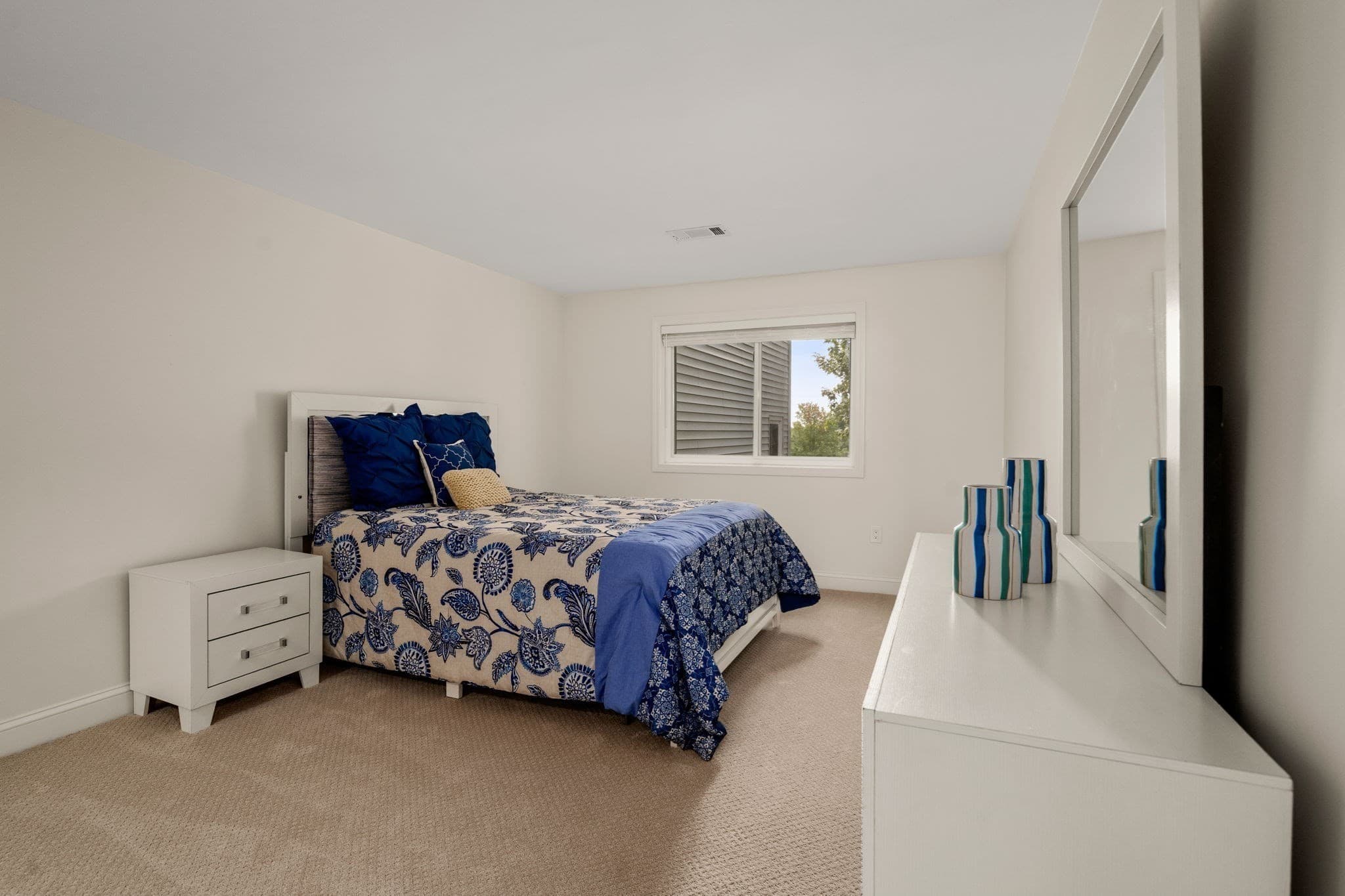 Condominium at 1408 Franklin Crossing Rd # 1408, Franklin MA 02038, Franklin, photo 10 of 22