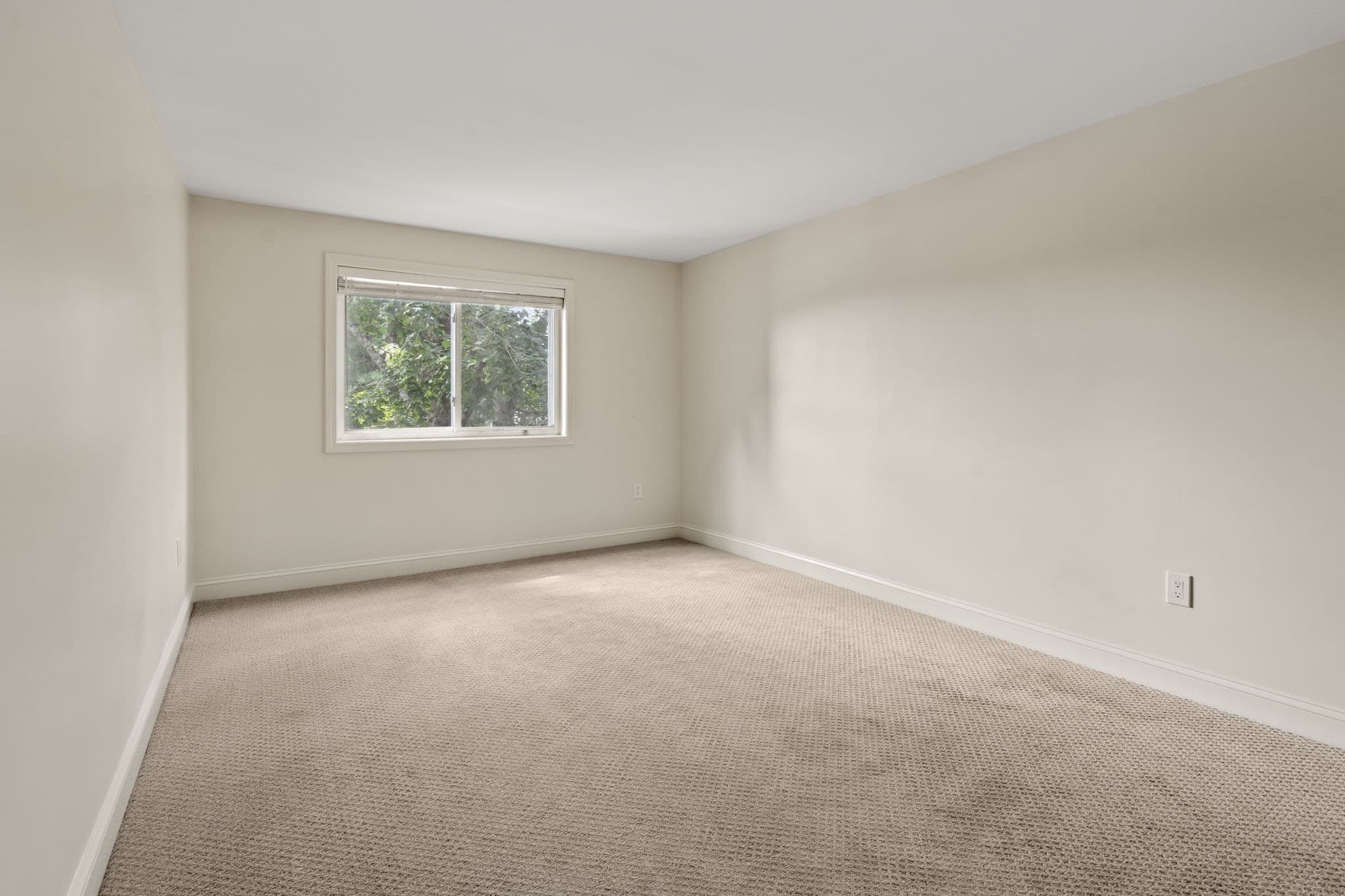 Condominium at 1408 Franklin Crossing Rd # 1408, Franklin MA 02038, Franklin, photo 14 of 22