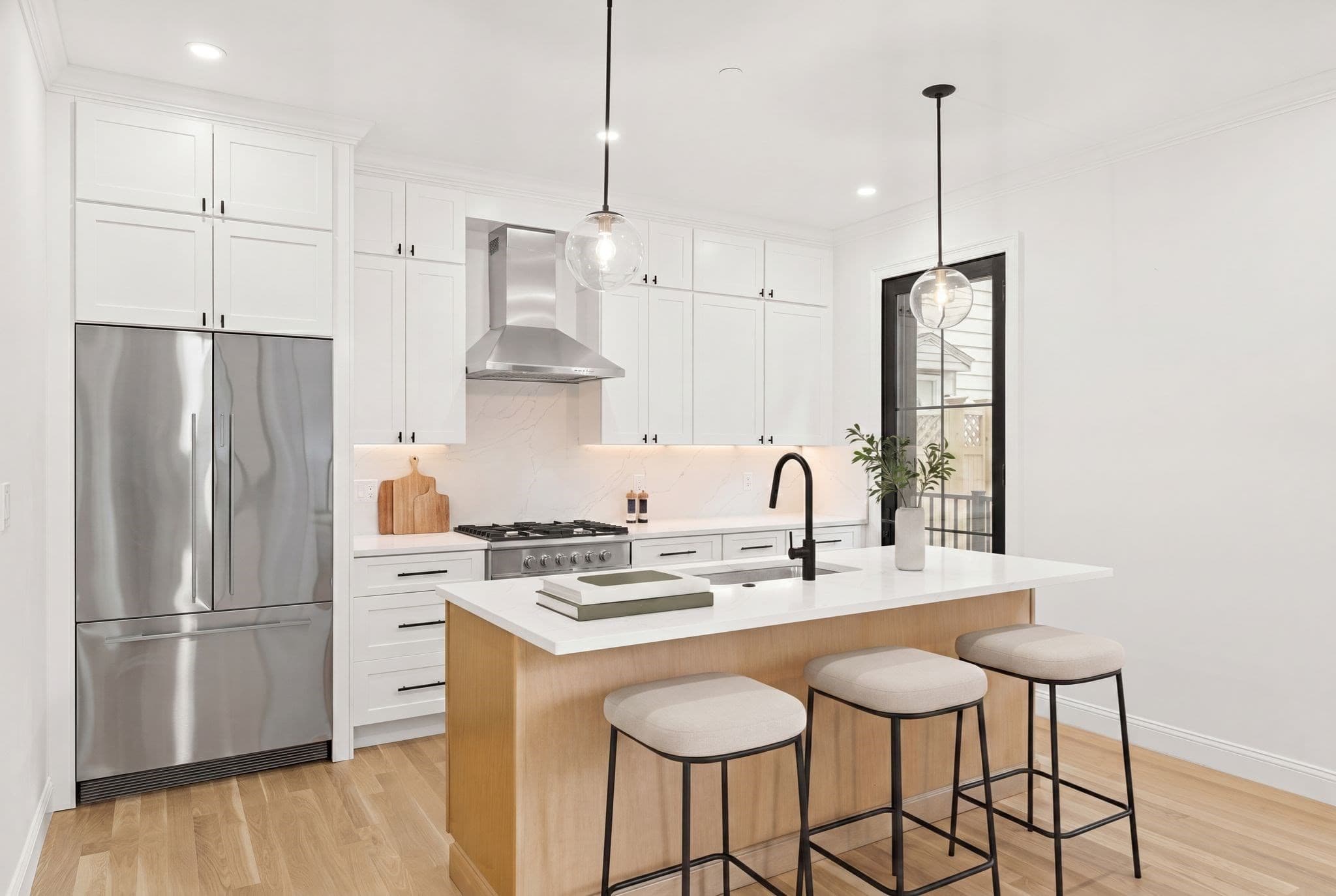 Condominium at 27 Shepard # 1, Boston MA 02135, photo 2 of 37