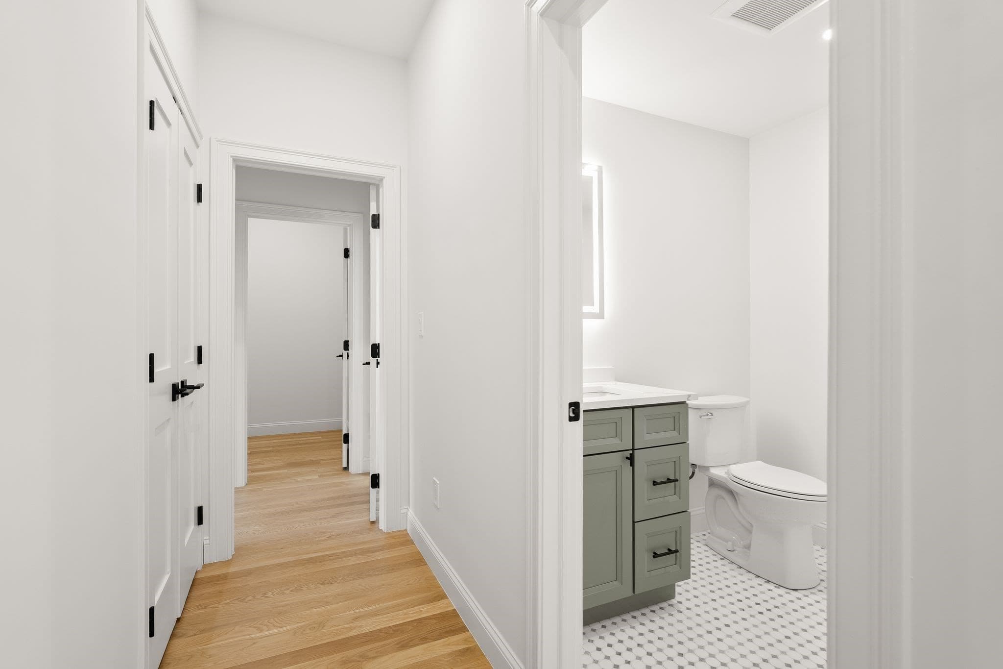 Condominium at 27 Shepard # 1, Boston MA 02135, photo 14 of 37