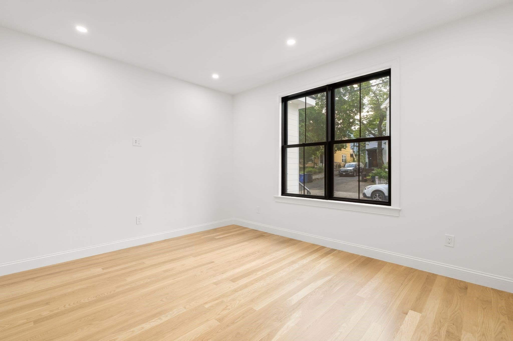 Condominium at 27 Shepard # 1, Boston MA 02135, photo 18 of 37