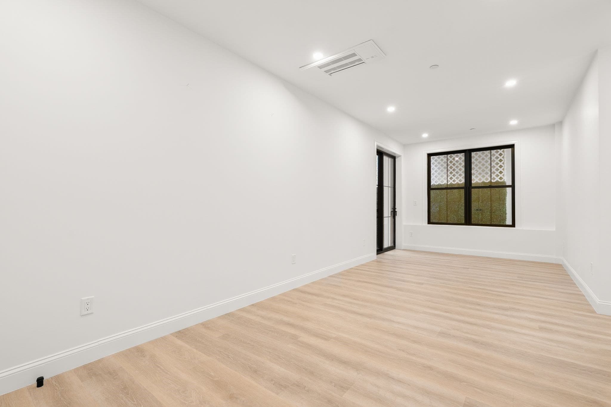 Condominium at 27 Shepard # 1, Boston MA 02135, photo 31 of 37