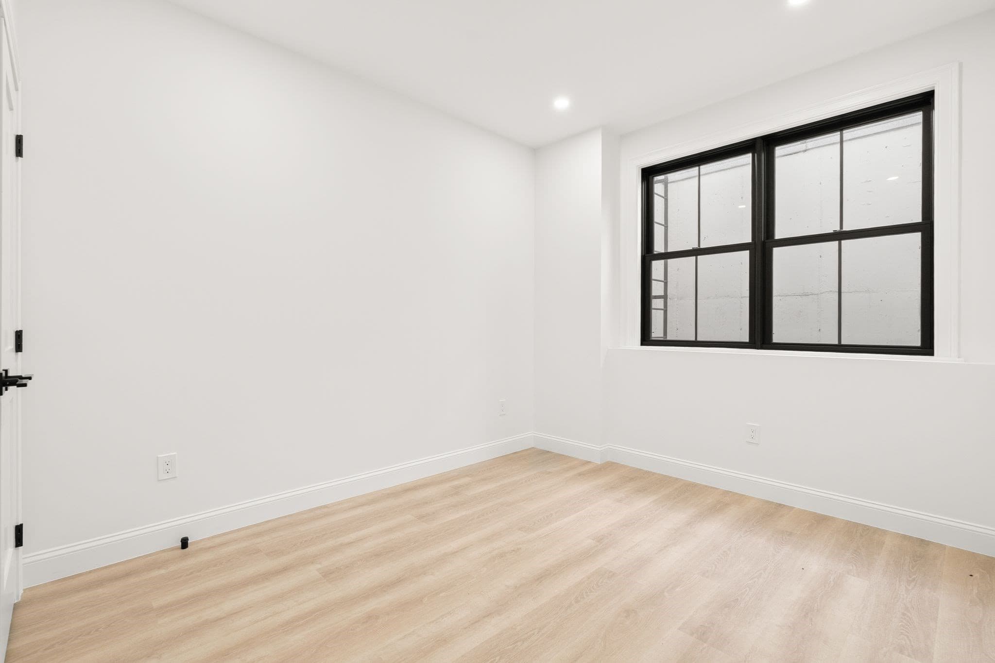 Condominium at 27 Shepard # 1, Boston MA 02135, photo 25 of 37