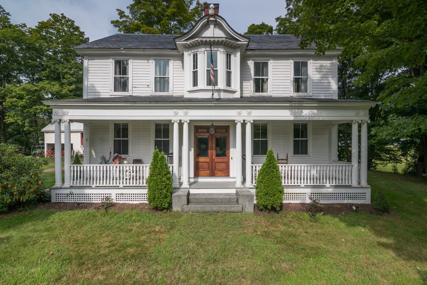 31 South St, Bernardston MA 01337