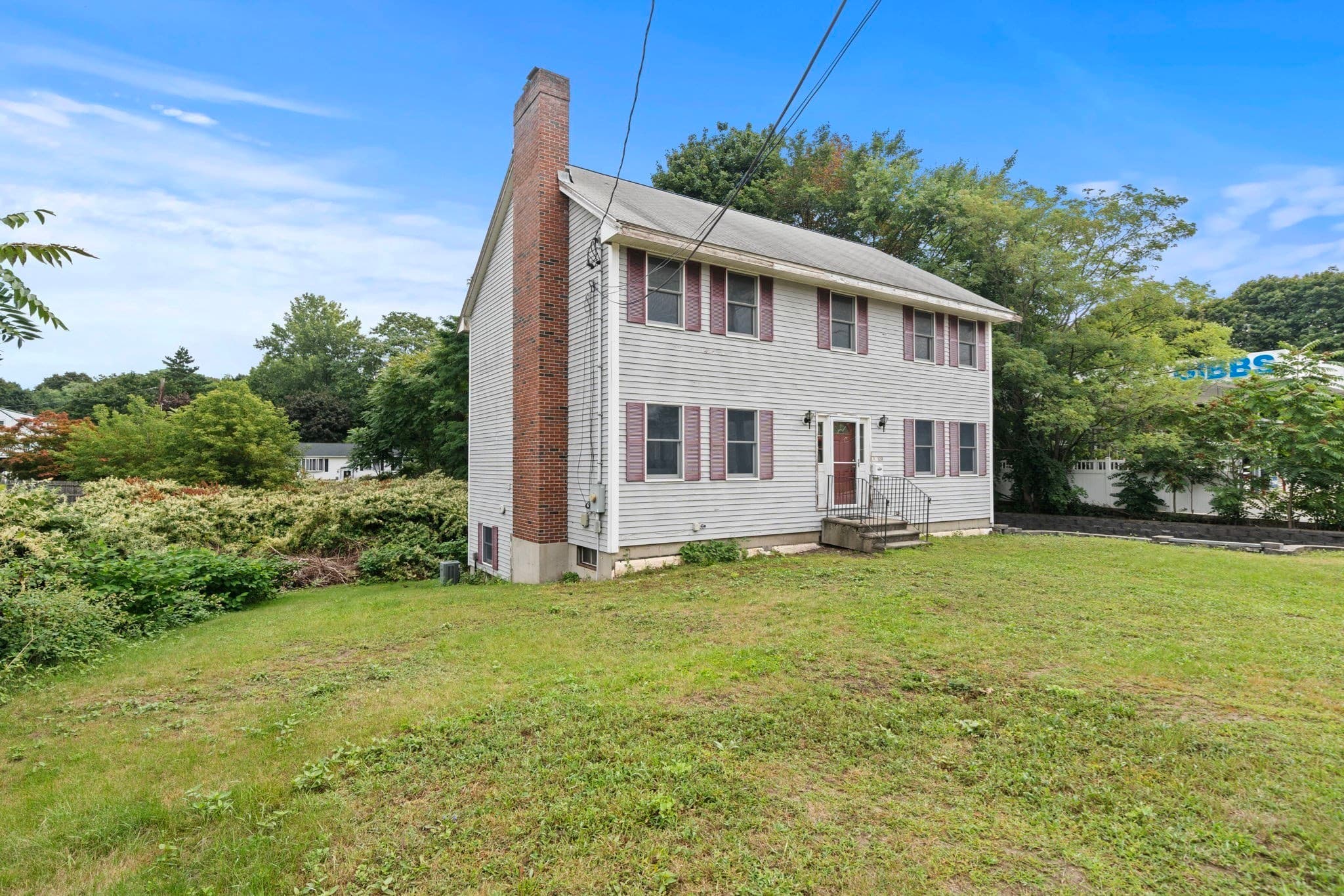 Single Family Residence at 119 Winn Street, Woburn MA 01801, Woburn, photo 2 of 35