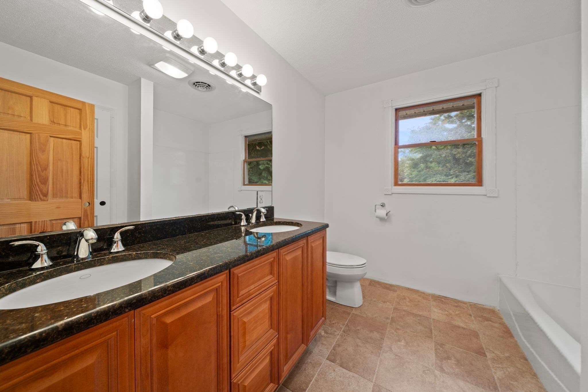 Single Family Residence at 119 Winn Street, Woburn MA 01801, Woburn, photo 28 of 35