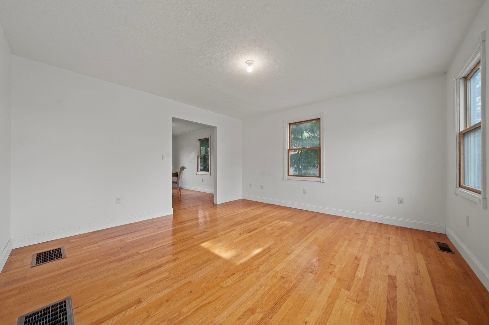 Single Family Residence at 119 Winn Street, Woburn MA 01801, Woburn, photo 20 of 35