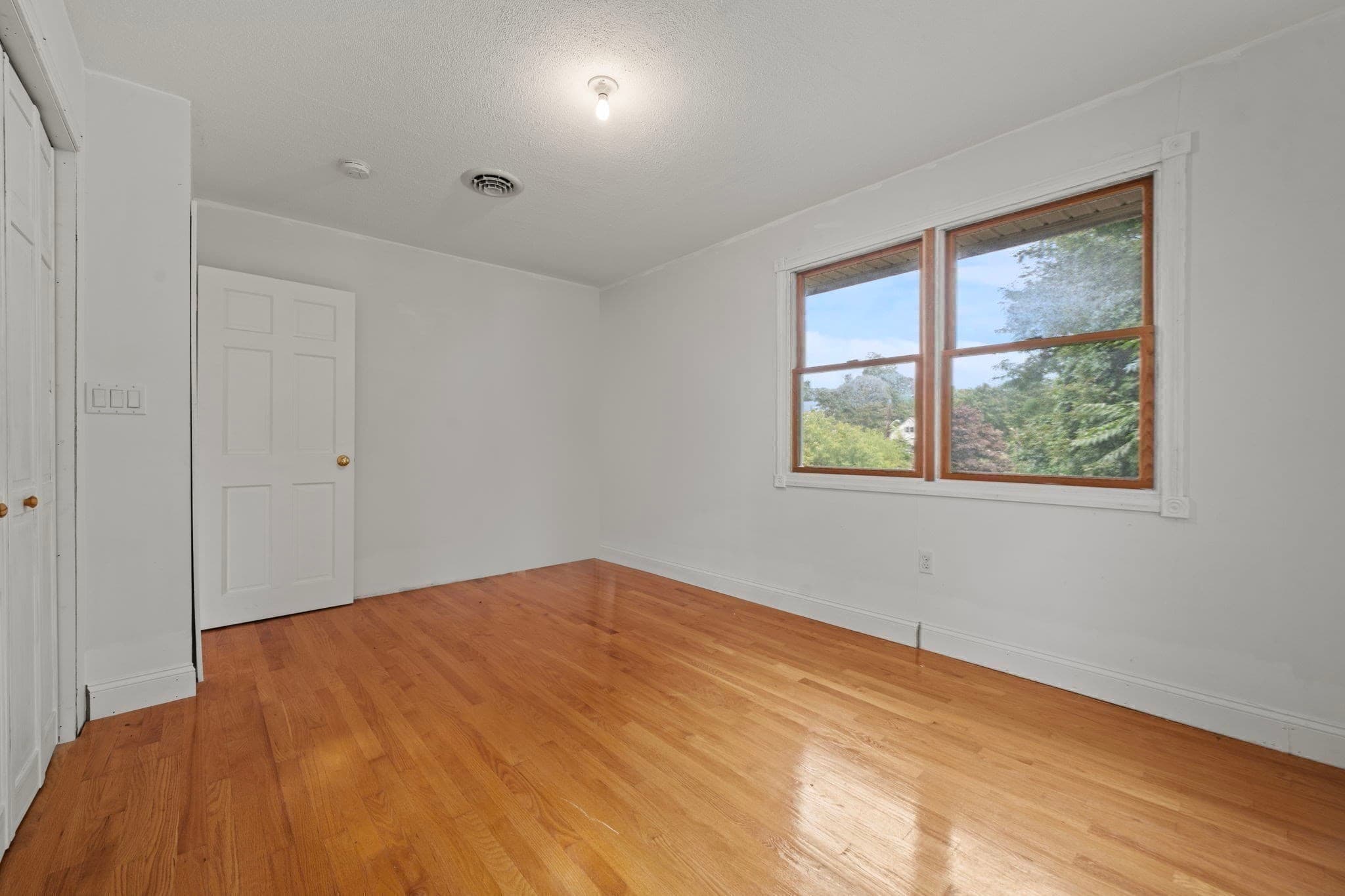 Single Family Residence at 119 Winn Street, Woburn MA 01801, Woburn, photo 24 of 35