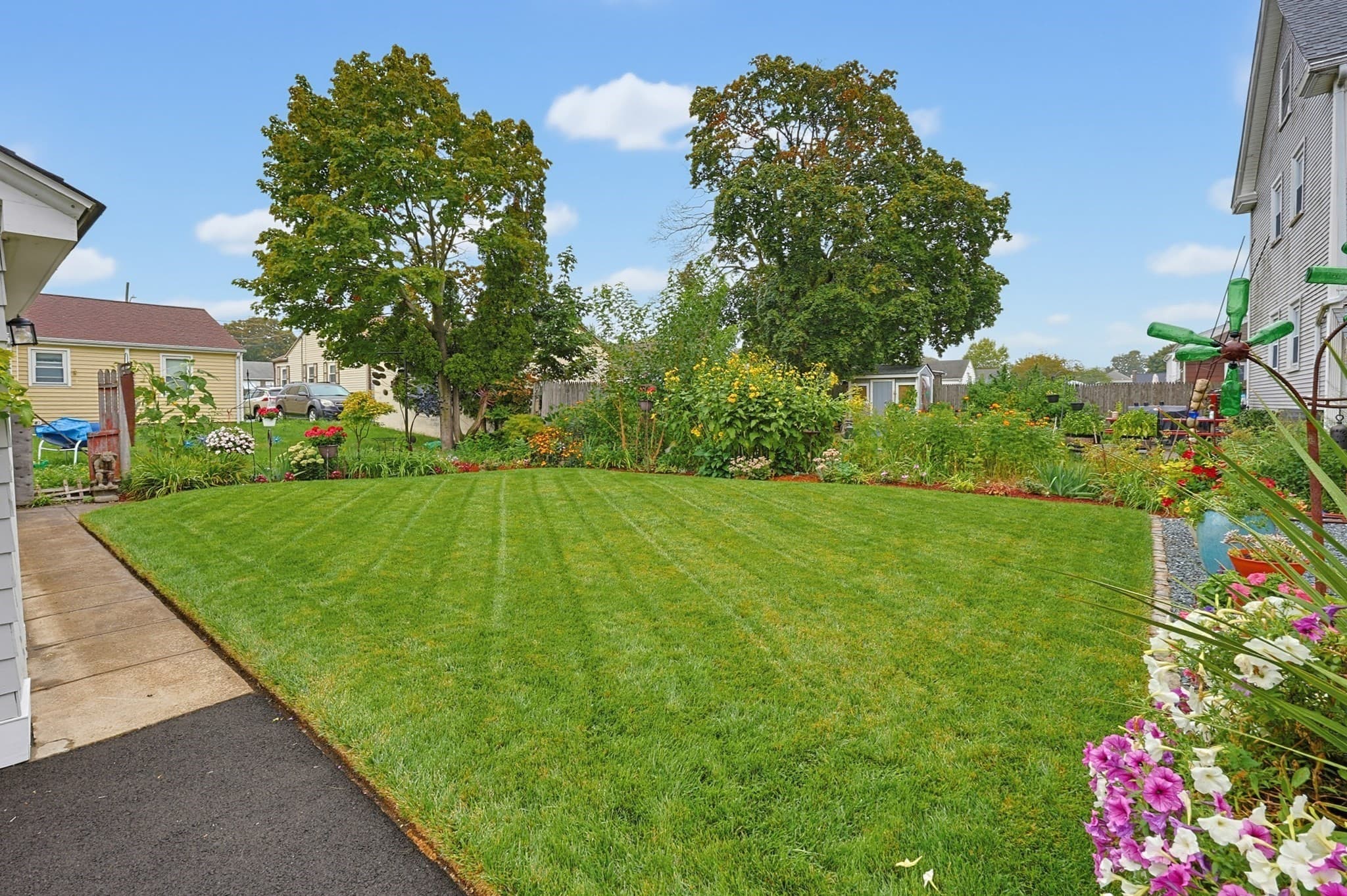 Single Family Residence at 96 Carter Ave, Pawtucket RI 02861, Pawtucket, photo 35 of 39