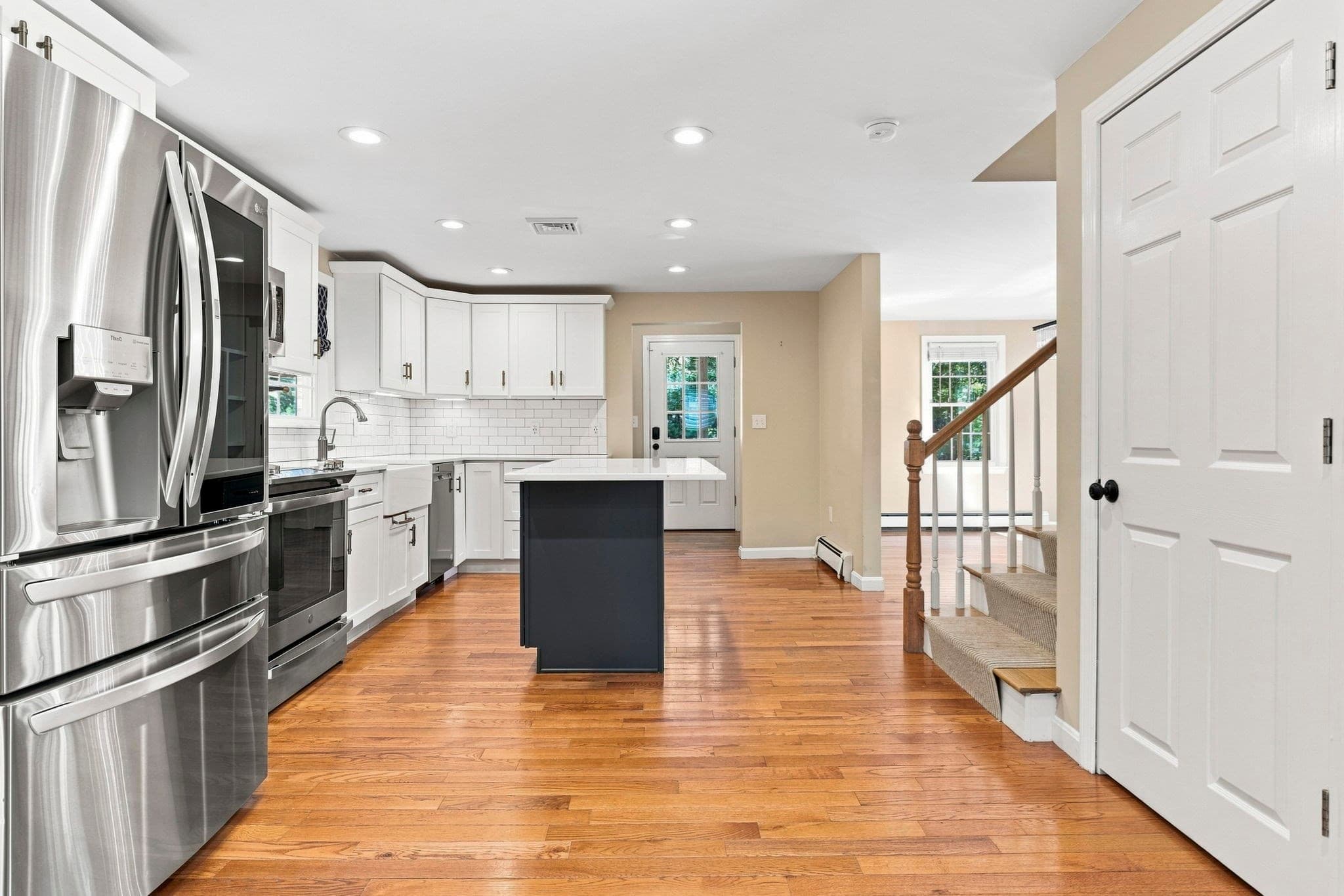 Single Family Residence at 77 Bardin St, Hanover MA 02339, Hanover, photo 3 of 30