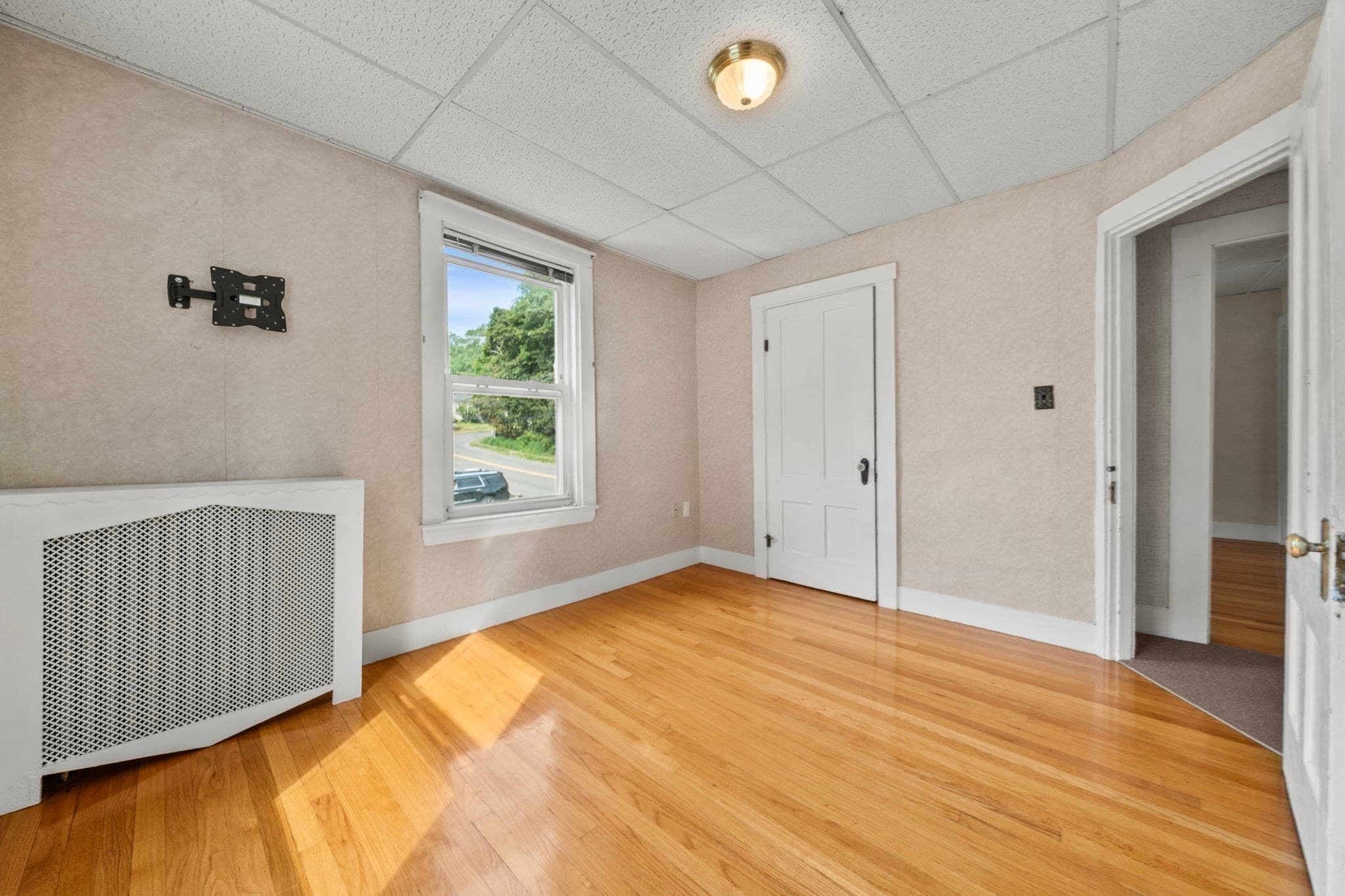 Single Family Residence at 76 Harrison Ave, Woburn MA 01801, Woburn, photo 23 of 34