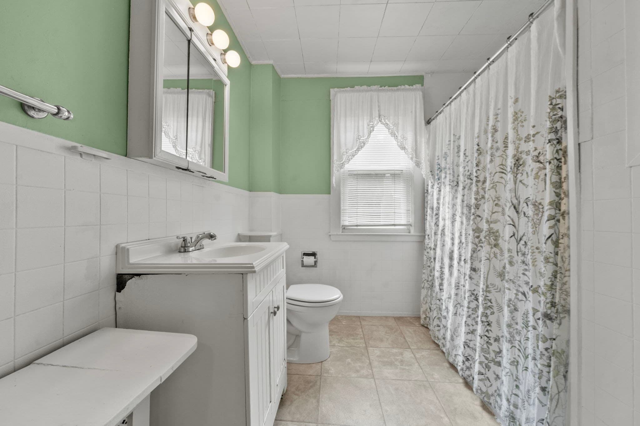 Single Family Residence at 76 Harrison Ave, Woburn MA 01801, Woburn, photo 16 of 34