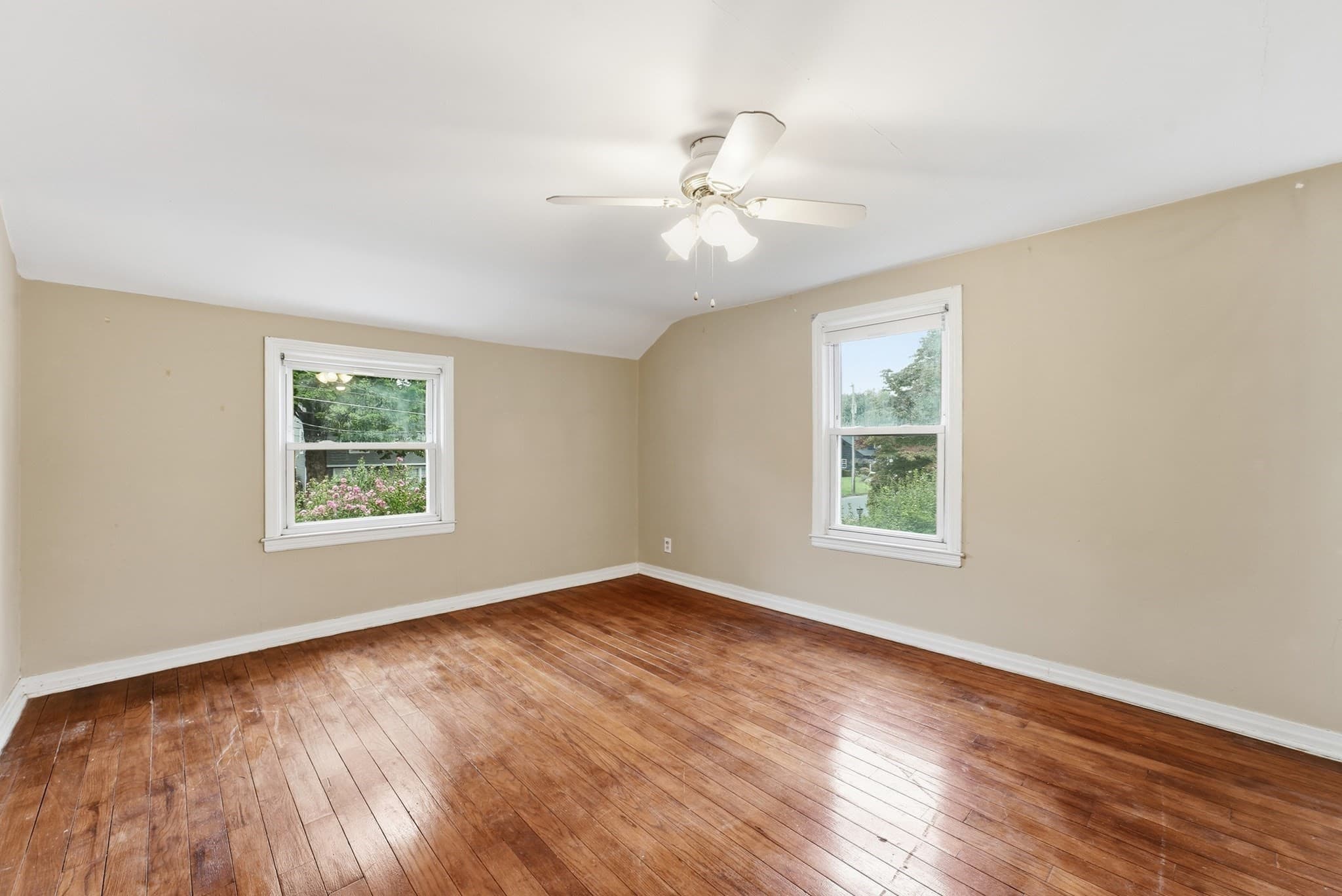 Single Family Residence at 76 Fenway Dr., Springfield MA 01119, Springfield, photo 20 of 42